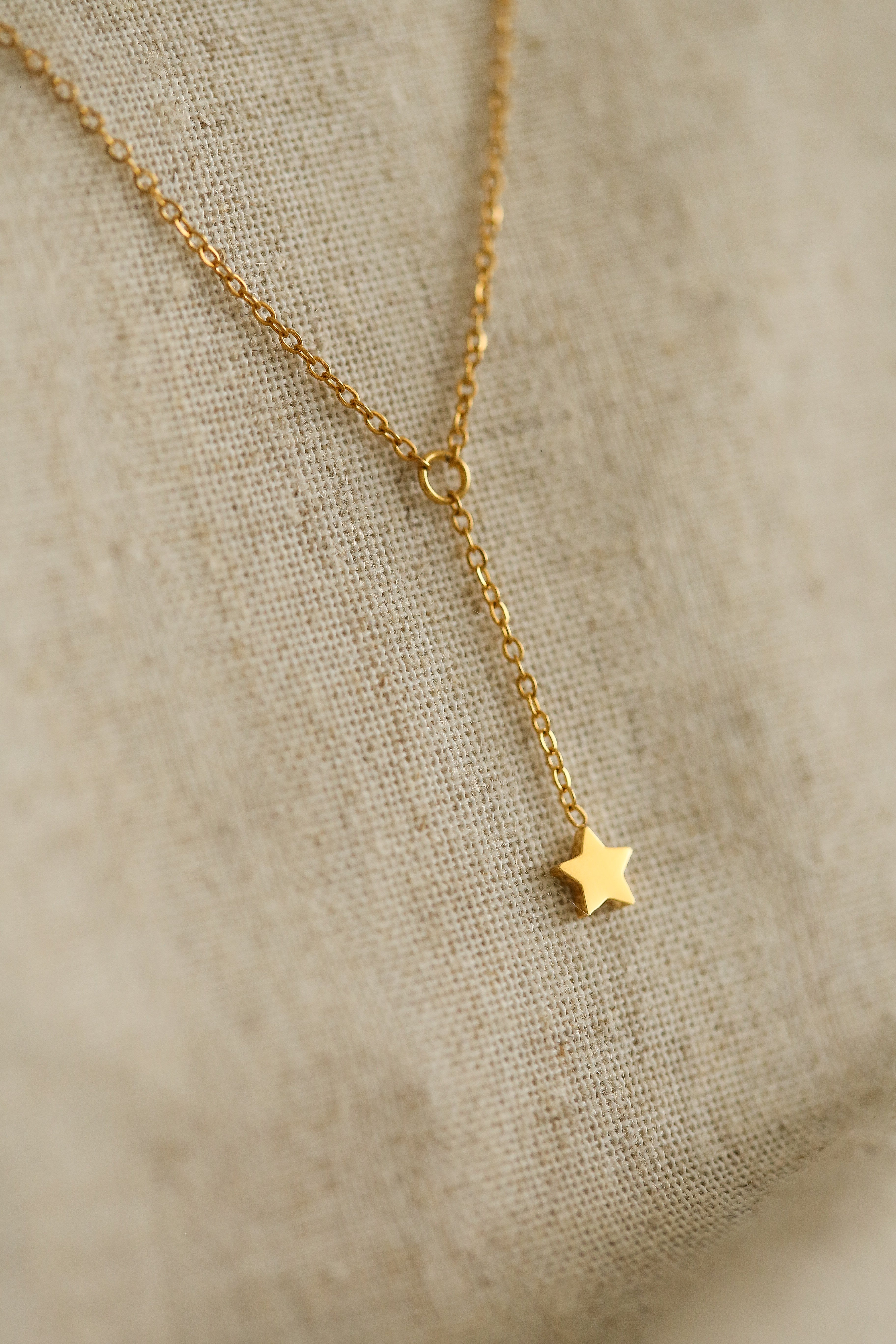 Étoile Lariat Necklace - has waterproof, durable, elegant and vintage inspired jewelry