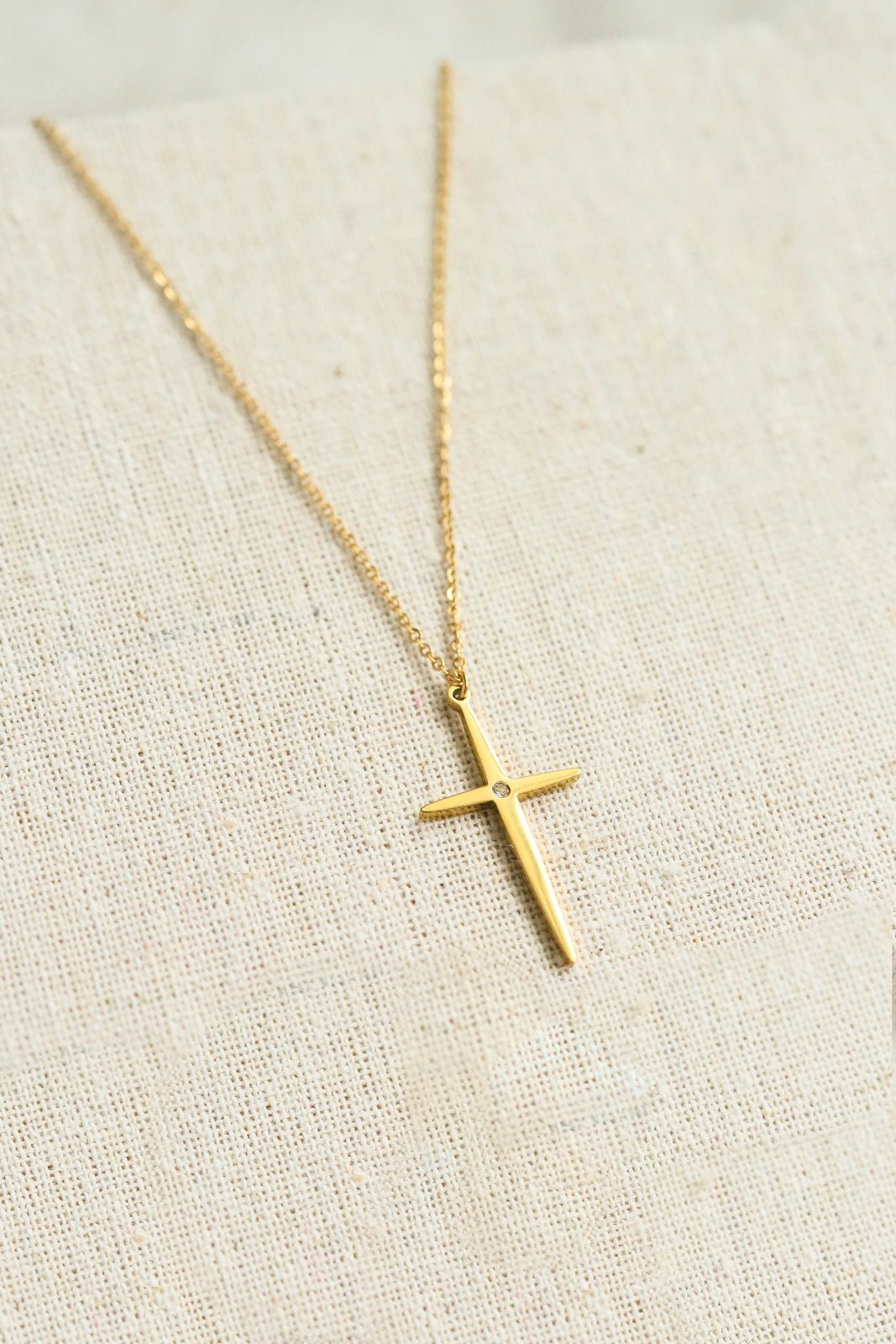 Helena Necklace - has waterproof, durable, elegant and vintage inspired jewelry