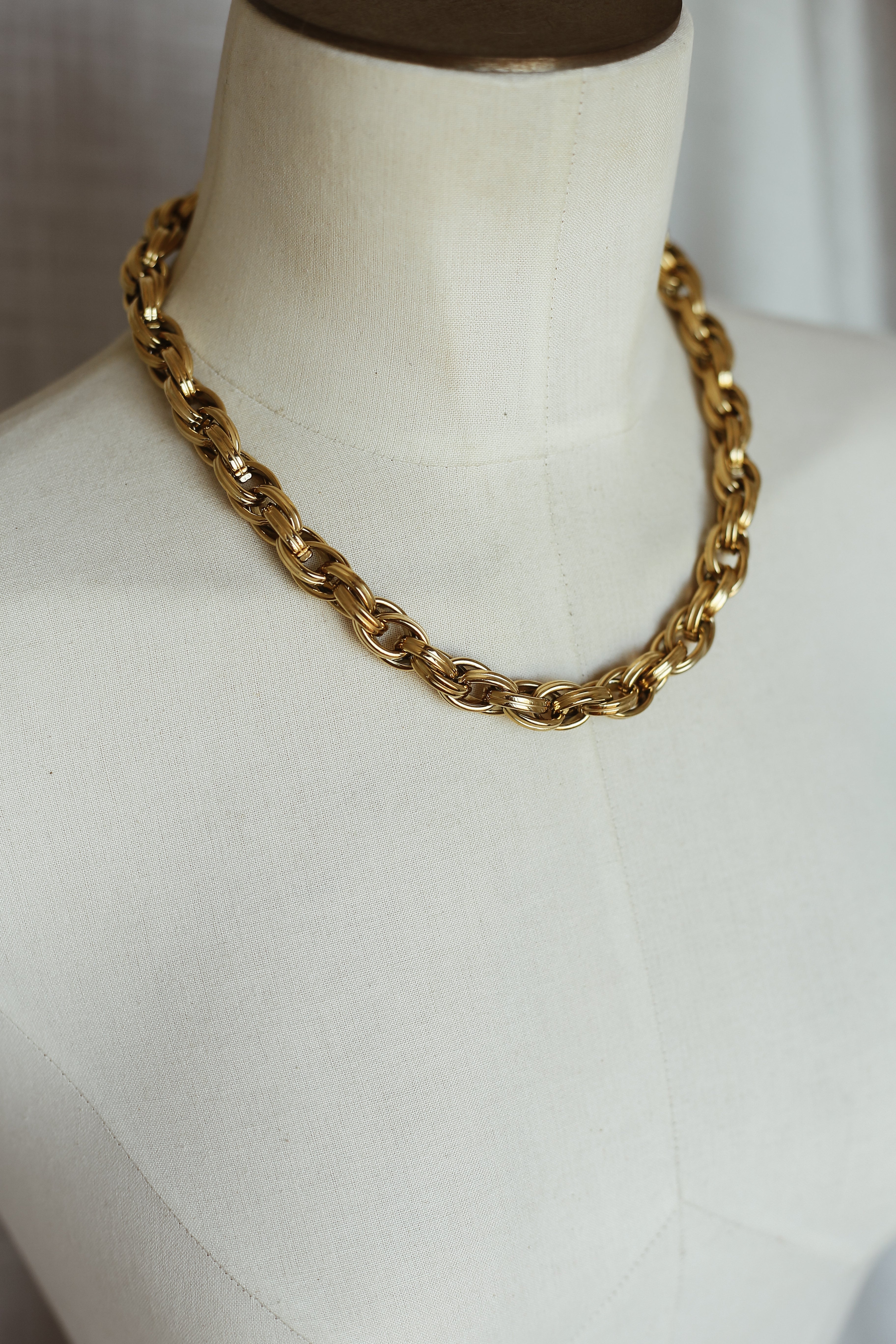 Isadora Necklace - has waterproof, durable, elegant and vintage inspired jewelry