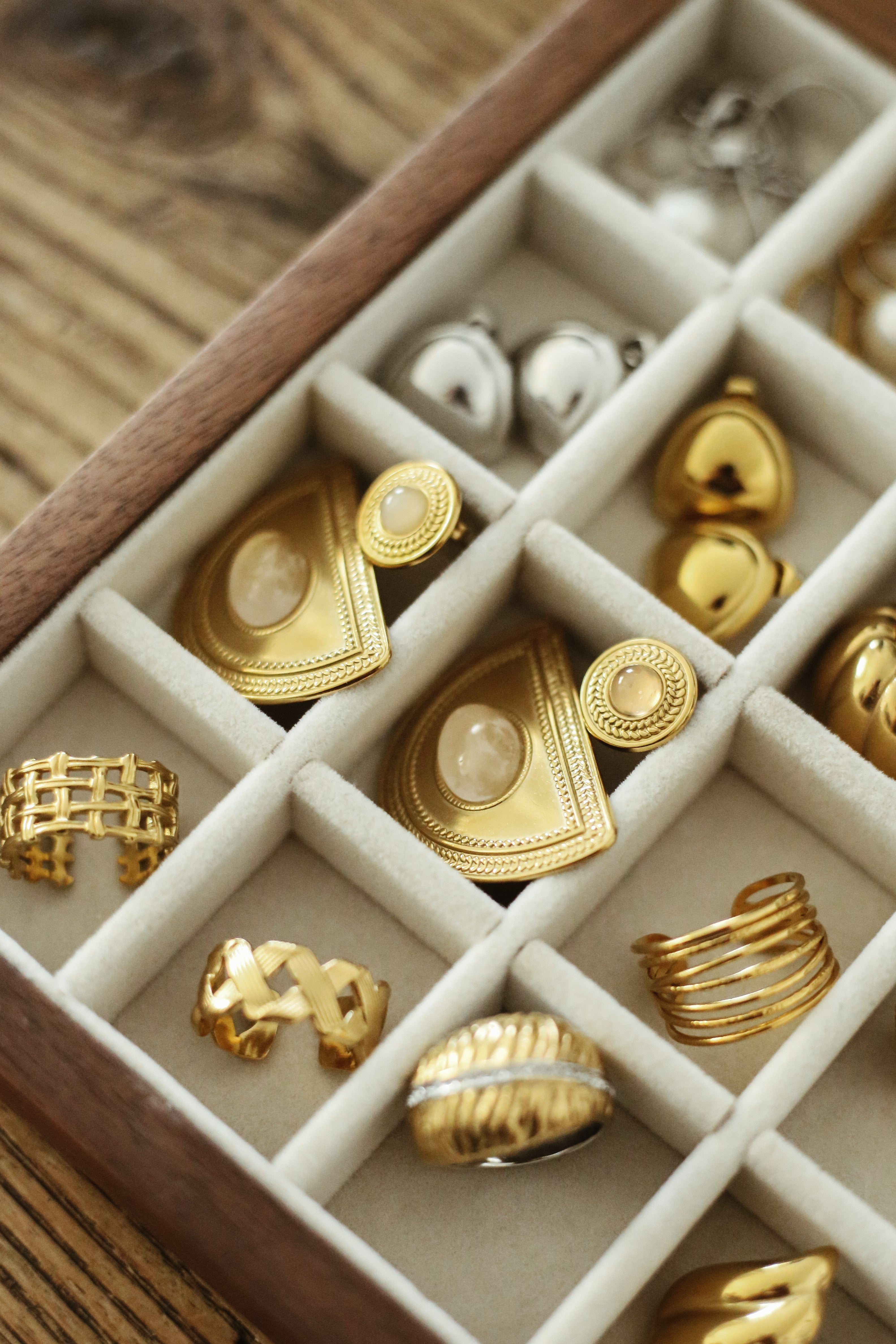 Marjorie Earrings - has waterproof, durable, elegant and vintage inspired jewelry