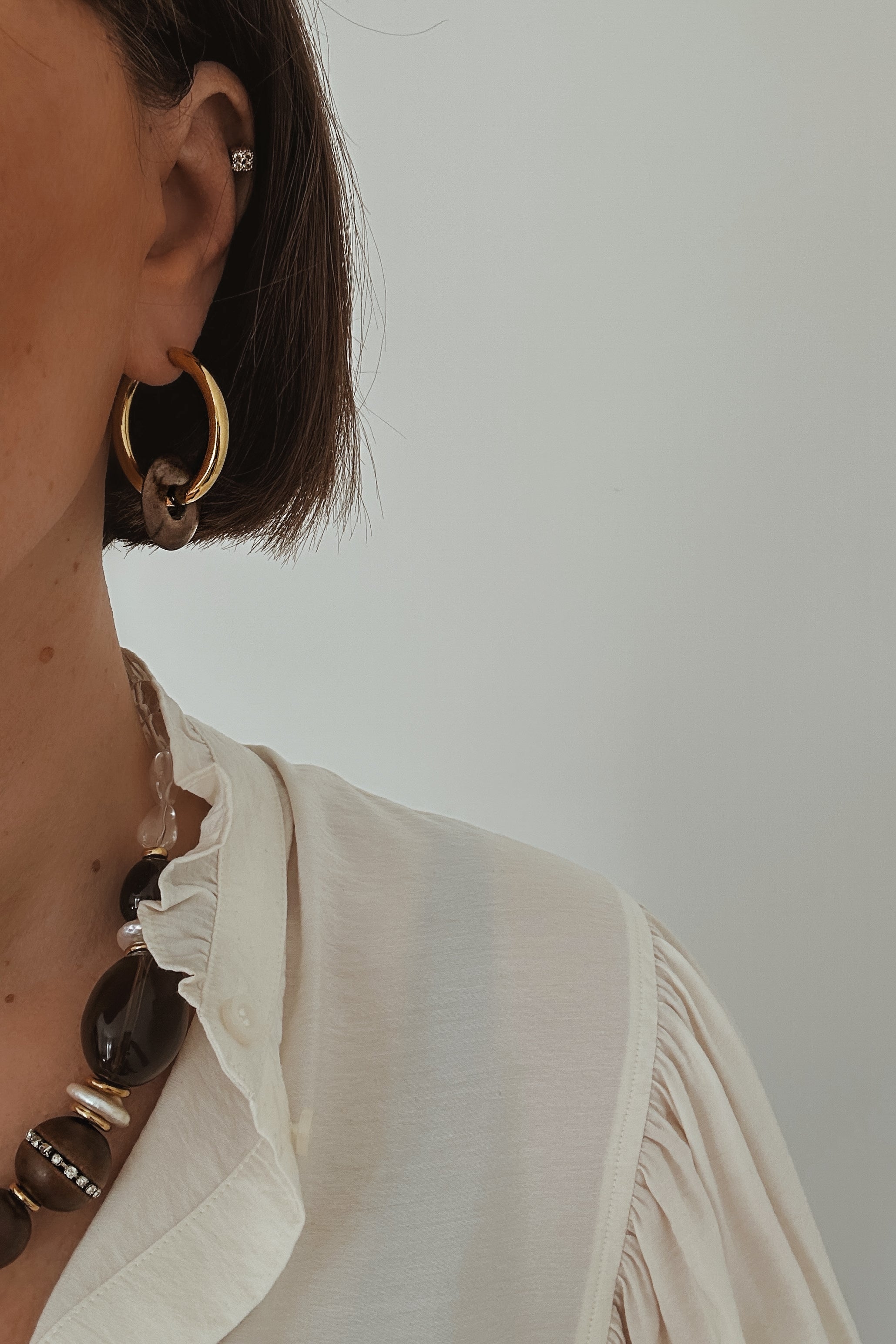 Marylebone Hoops - Boutique Minimaliste has waterproof, durable, elegant and vintage inspired jewelry