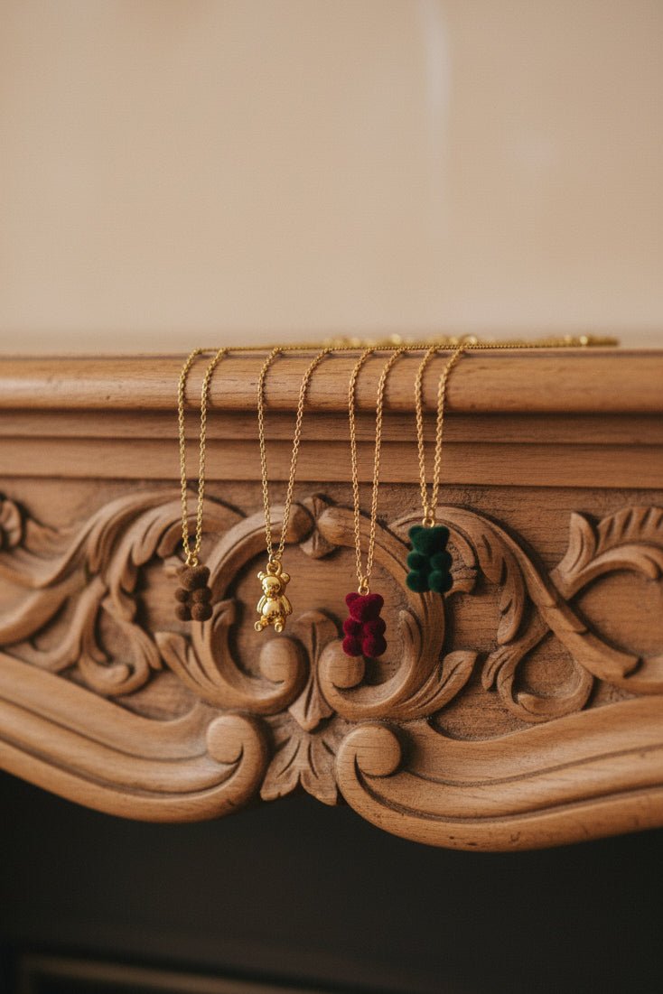 Méline Necklace - has waterproof, durable, elegant and vintage inspired jewelry