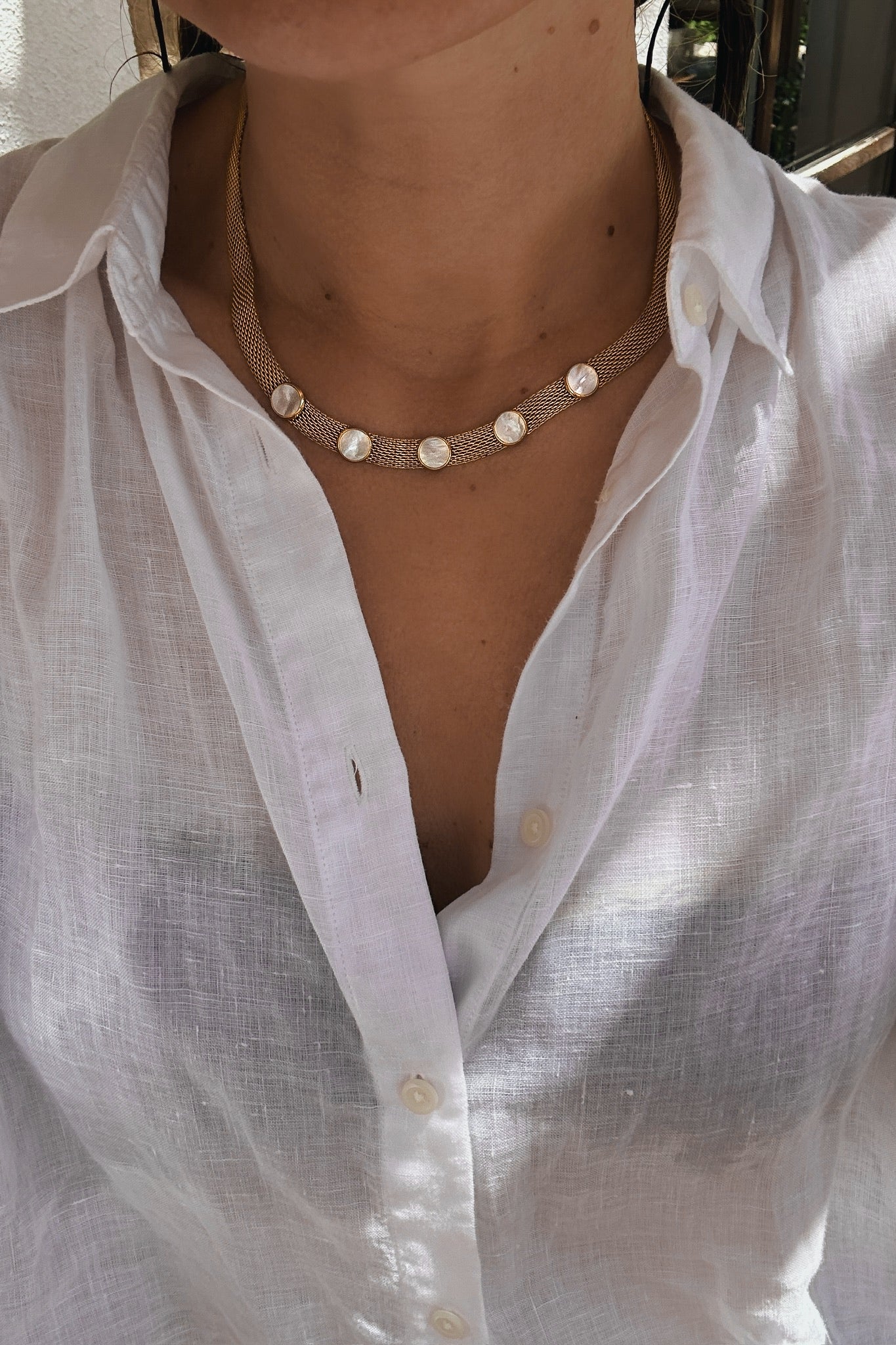 Mesh & Mother of Pearl Necklace - Boutique Minimaliste has waterproof, durable, elegant and vintage inspired jewelry