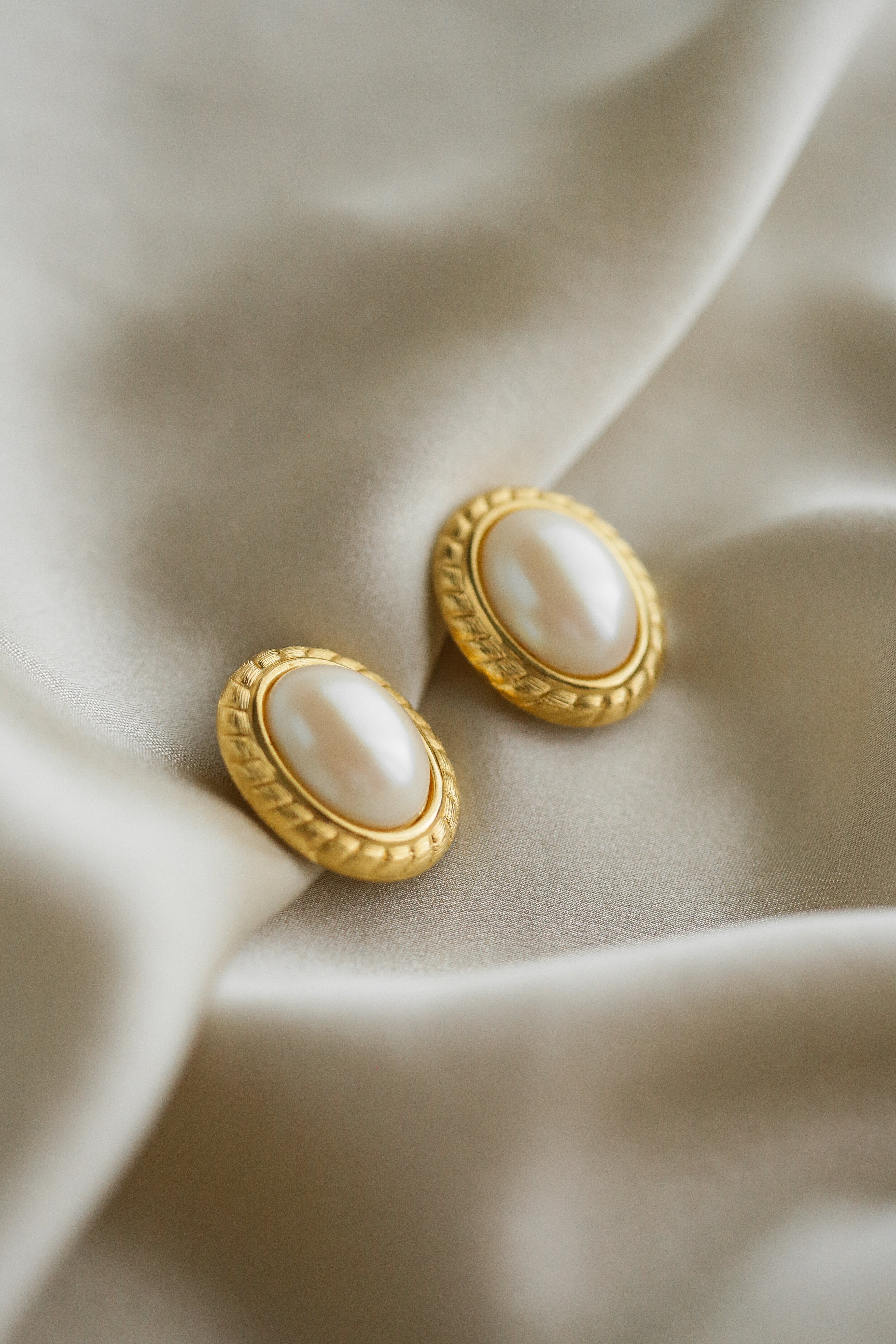 Miriam (Vintage) Earrings - Boutique Minimaliste has waterproof, durable, elegant and vintage inspired jewelry