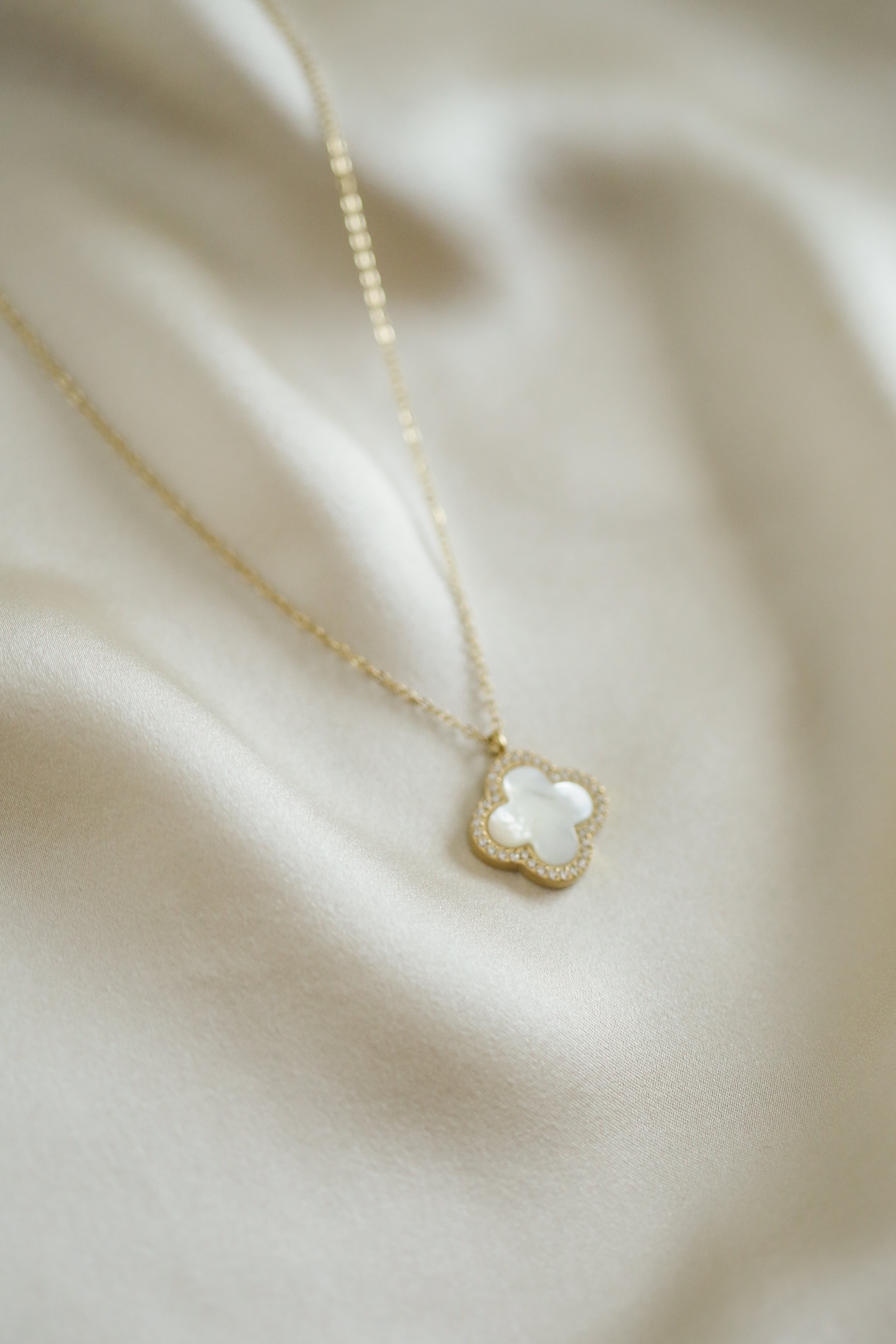 Mother of Pearl Clover Necklace - Boutique Minimaliste has waterproof, durable, elegant and vintage inspired jewelry