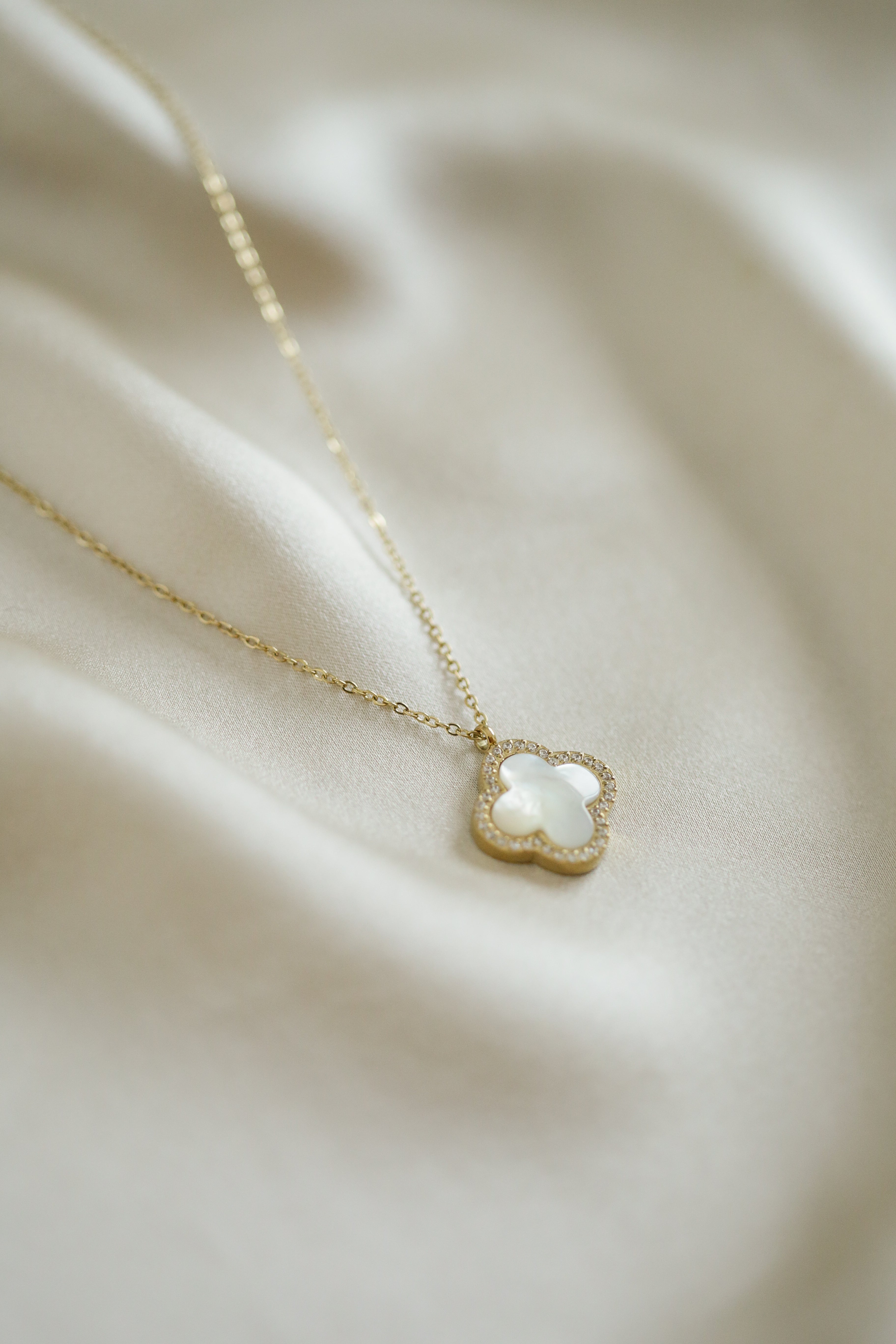Mother of Pearl Clover Necklace - Boutique Minimaliste has waterproof, durable, elegant and vintage inspired jewelry