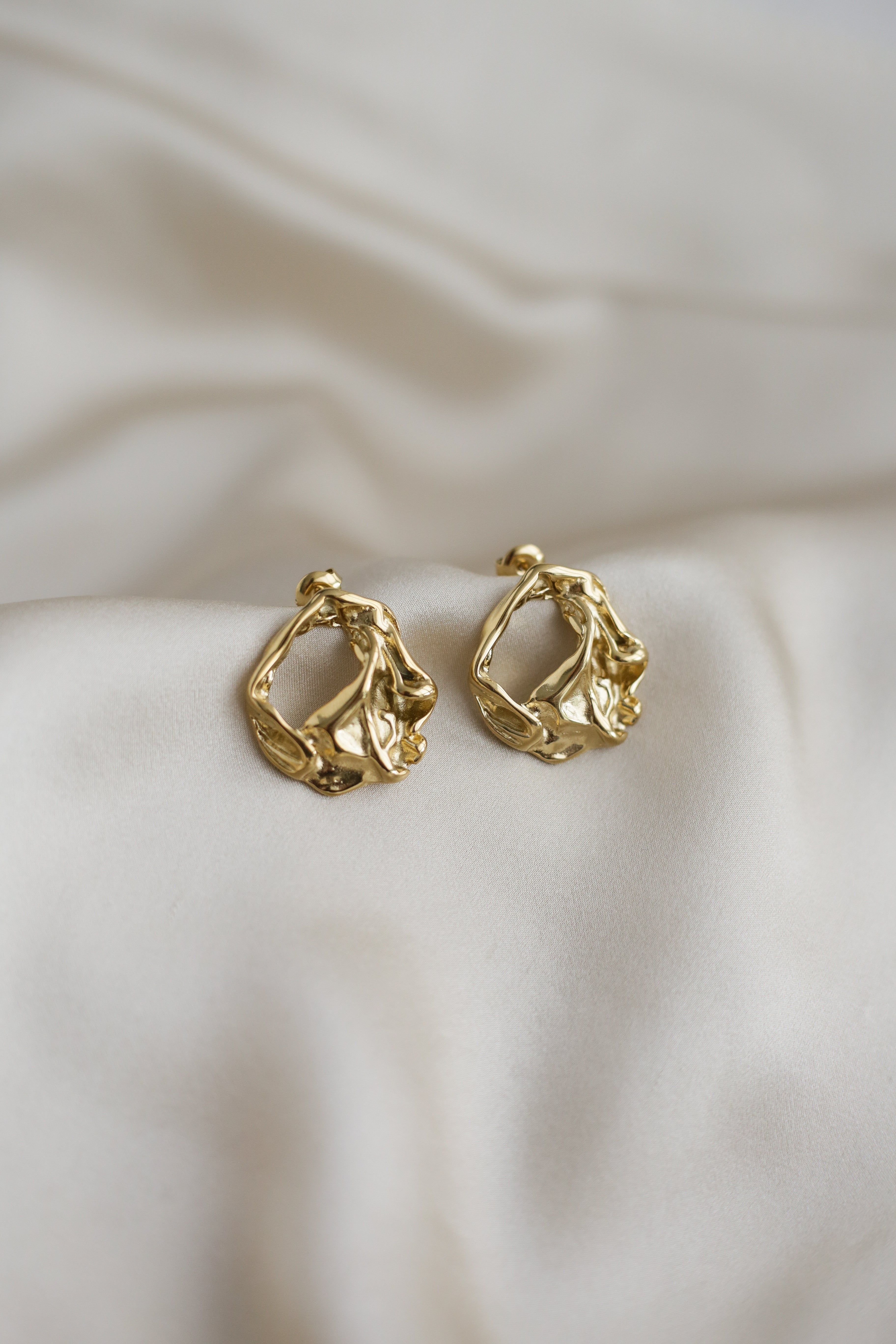 Organic Statement Earrings - Boutique Minimaliste has waterproof, durable, elegant and vintage inspired jewelry