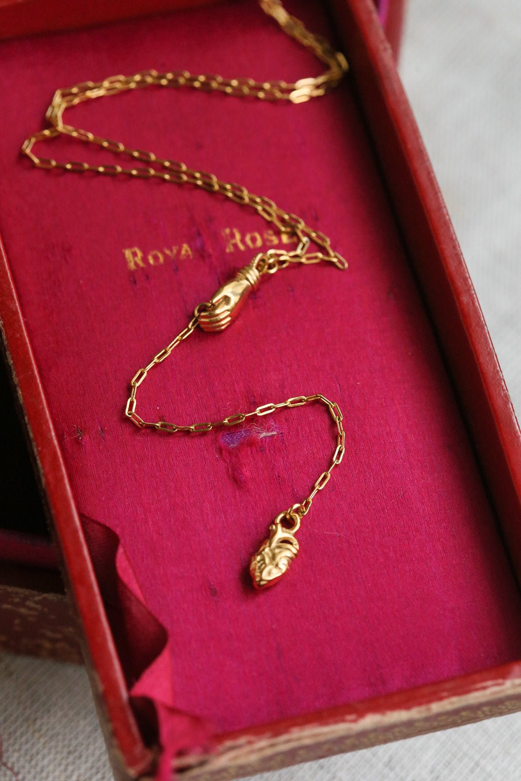 Rosalie Lariat Necklace - has waterproof, durable, elegant and vintage inspired jewelry