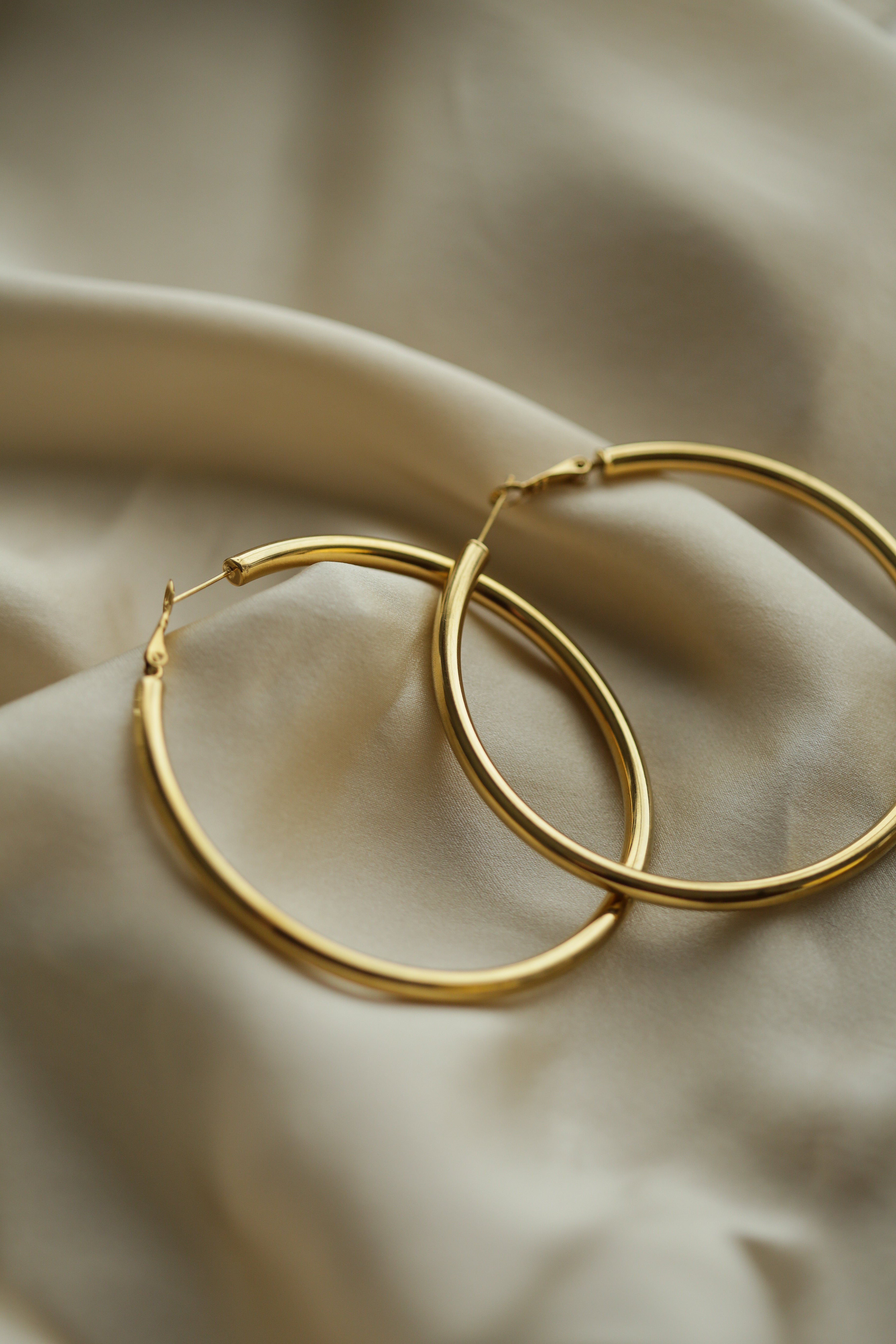 Statement XL Hoops - Boutique Minimaliste has waterproof, durable, elegant and vintage inspired jewelry