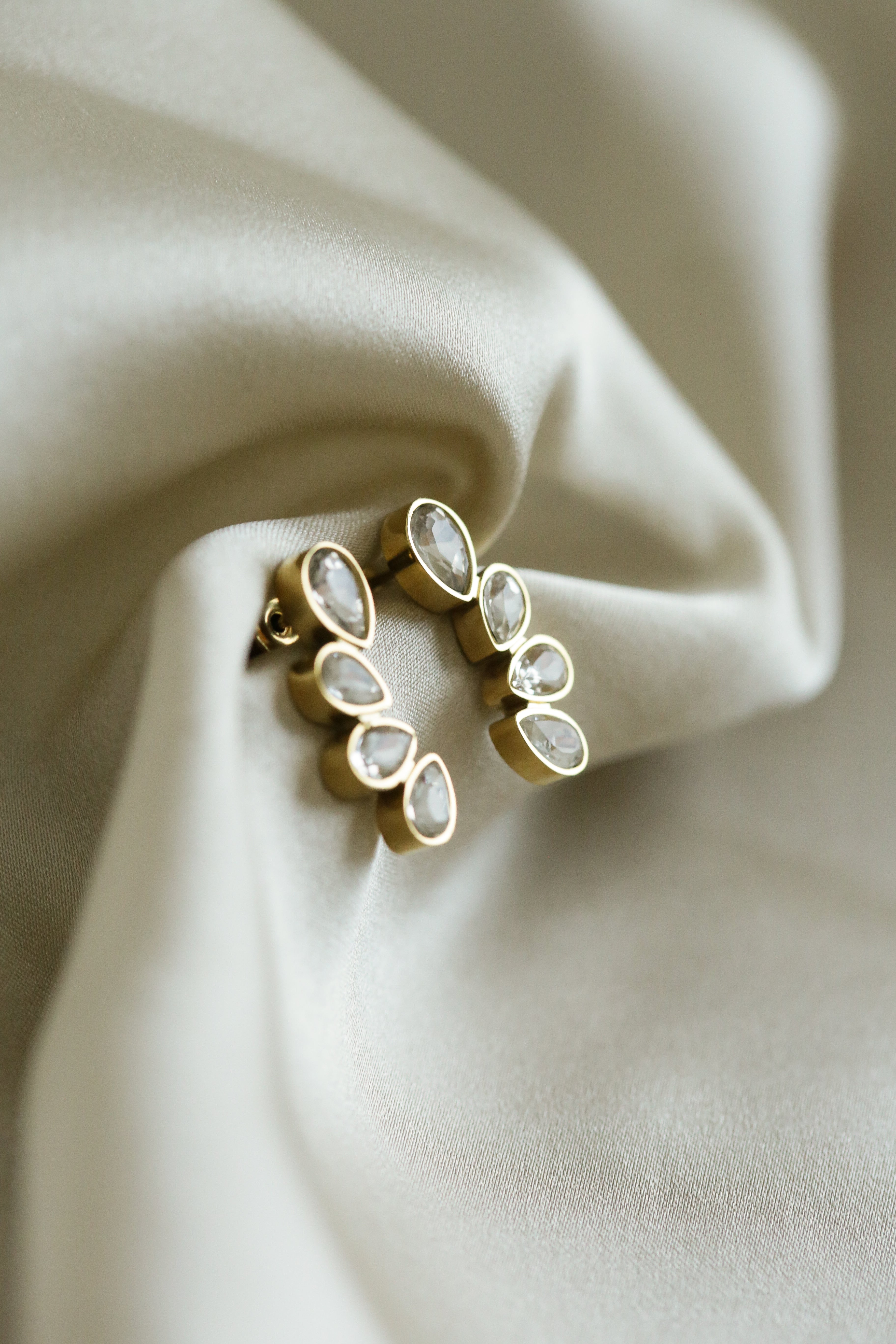 Teardrop Cubic Zirconia Studs - Boutique Minimaliste has waterproof, durable, elegant and vintage inspired jewelry