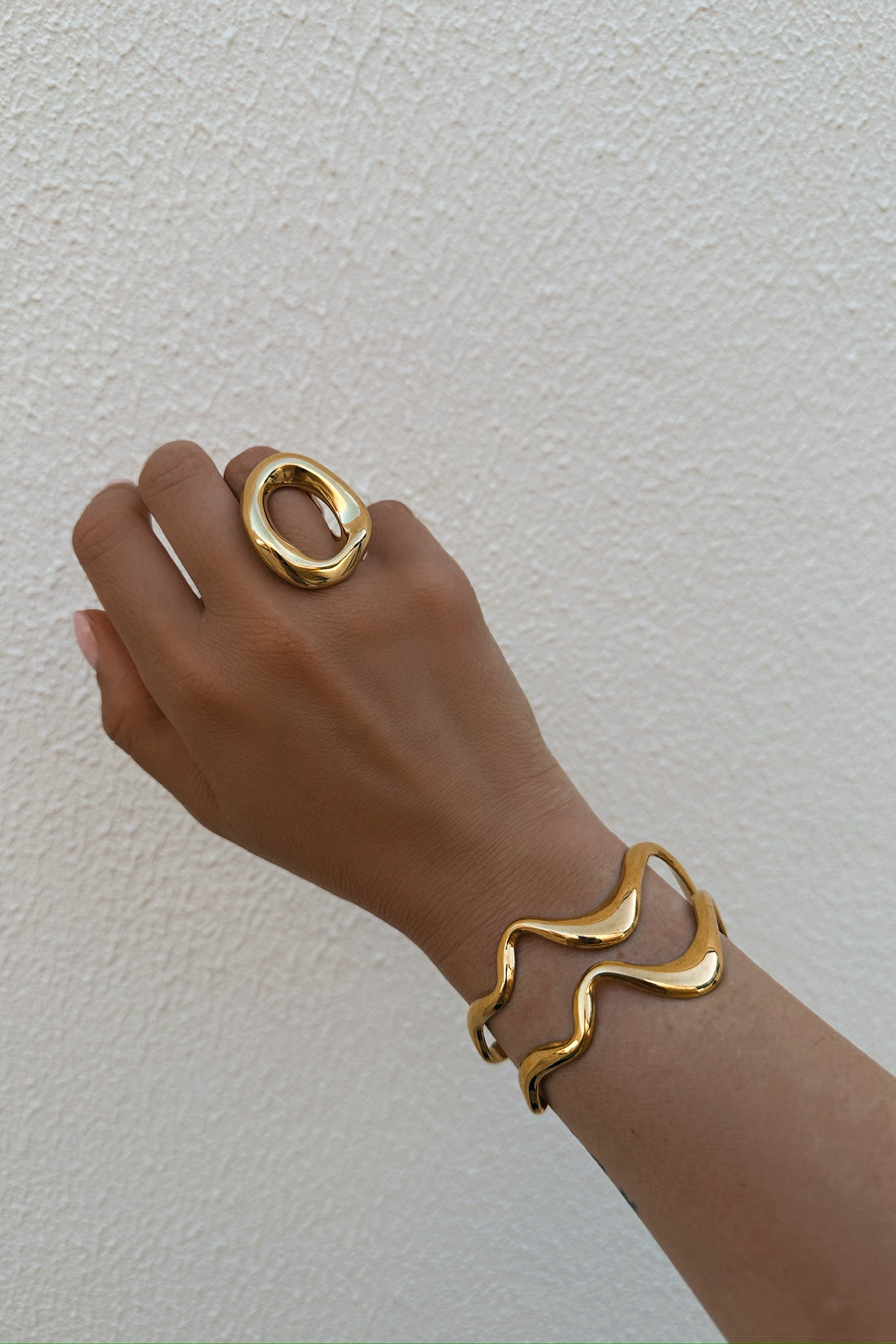 Wave Cuff - Boutique Minimaliste has waterproof, durable, elegant and vintage inspired jewelry