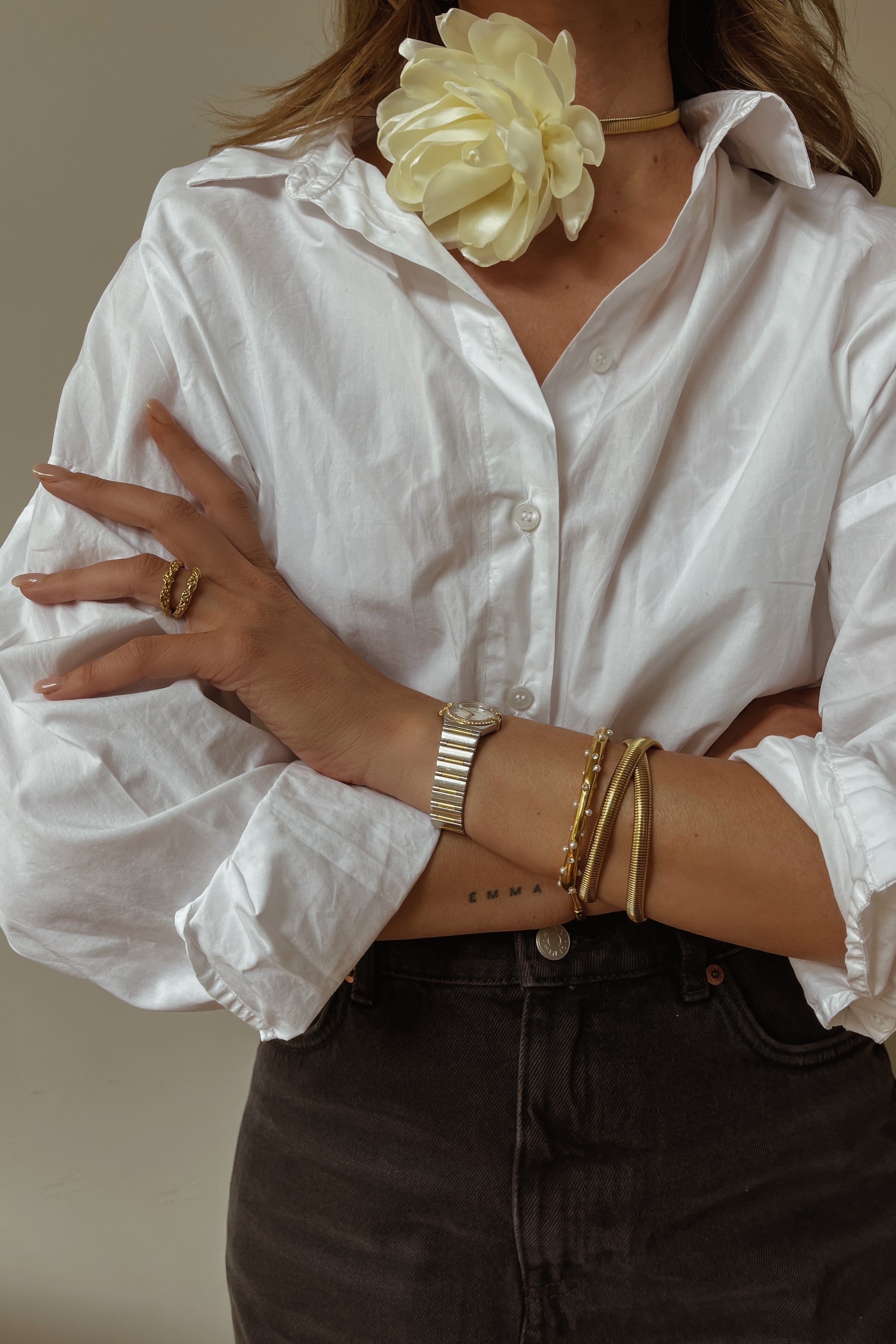 Xandra Flower - has waterproof, durable, elegant and vintage inspired jewelry