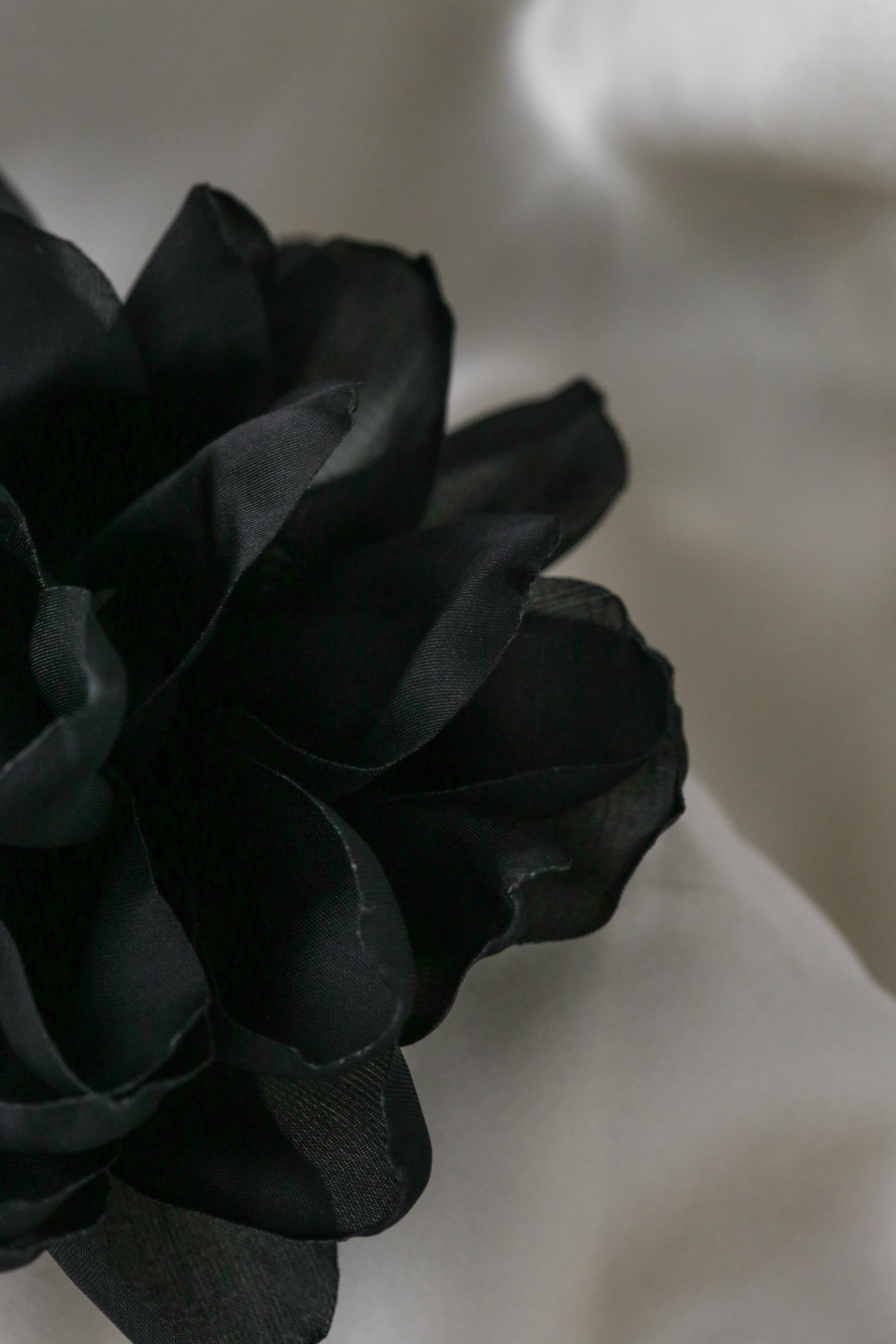 Xandra Flower - has waterproof, durable, elegant and vintage inspired jewelry