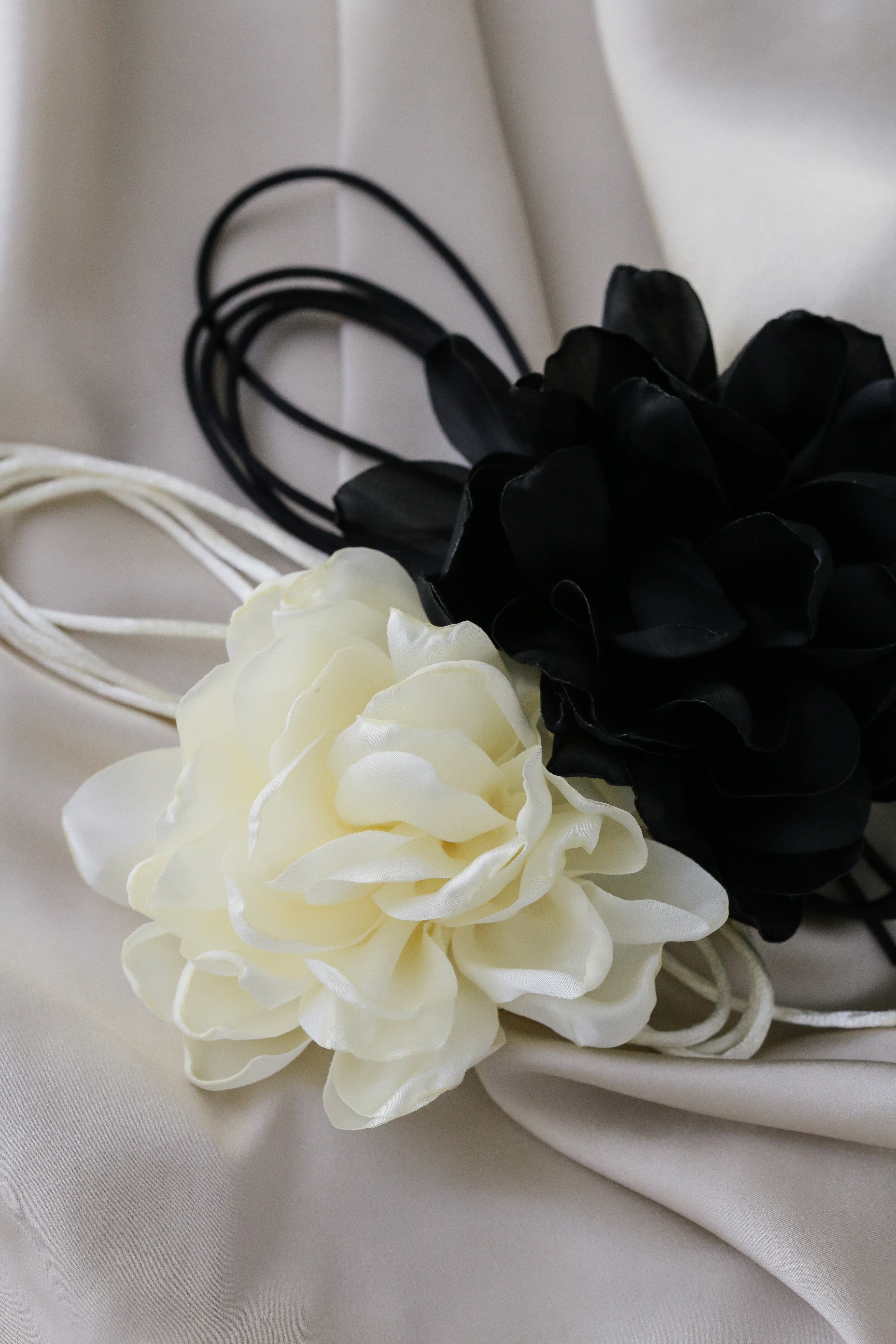 Xandra Flower - has waterproof, durable, elegant and vintage inspired jewelry