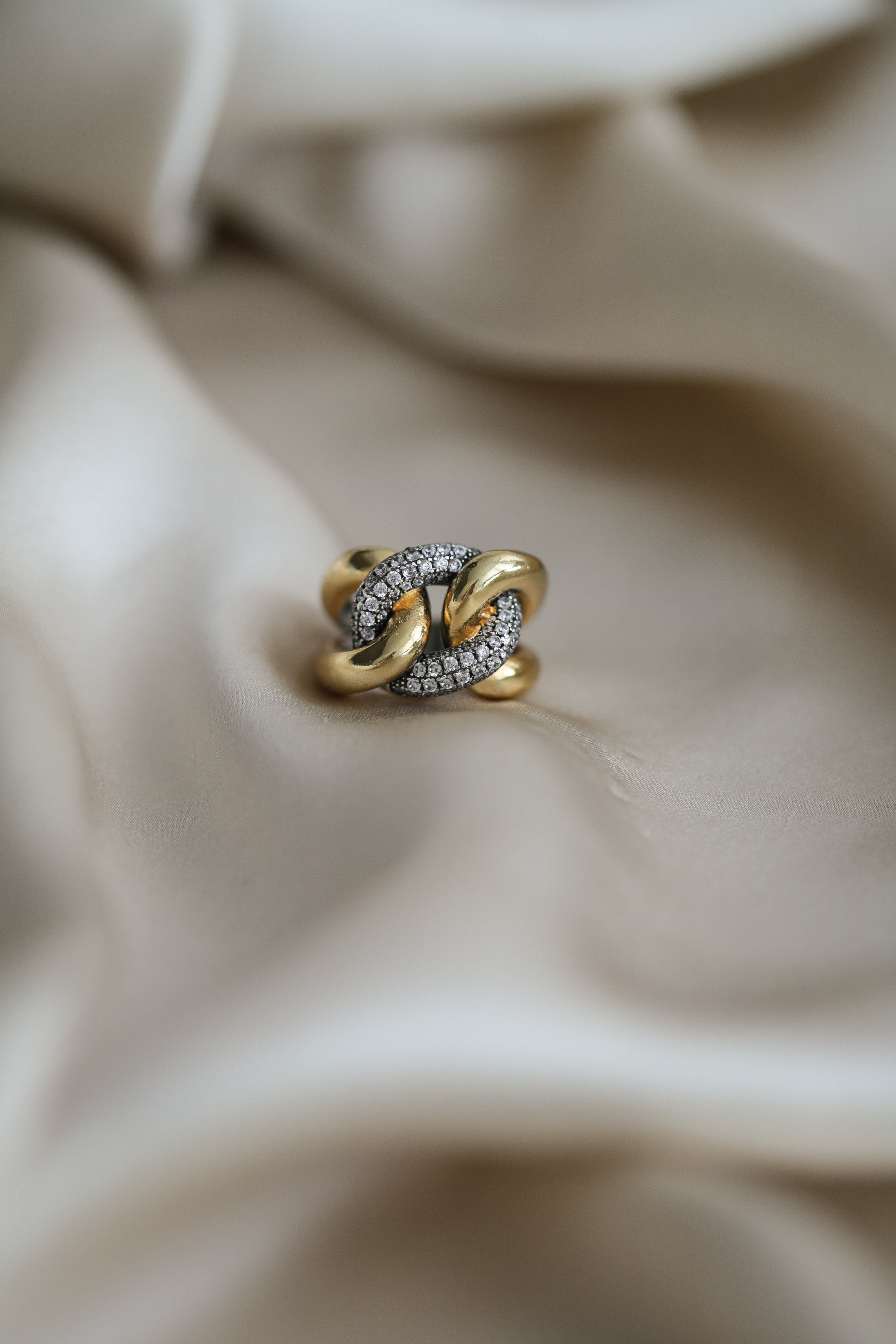 Zaida Ring - has waterproof, durable, elegant and vintage inspired jewelry