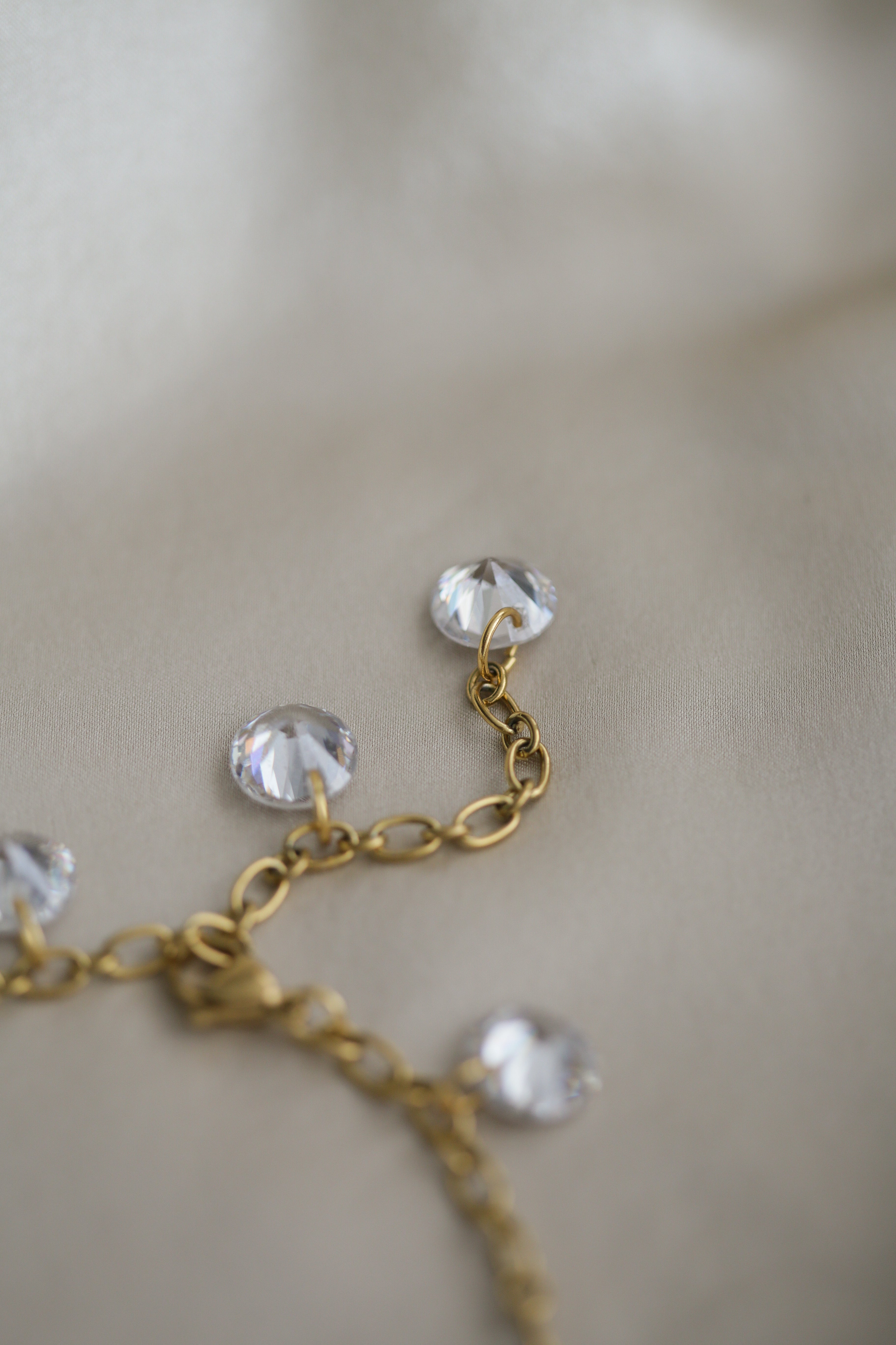 Zyla Anklet - has waterproof, durable, elegant and vintage inspired jewelry