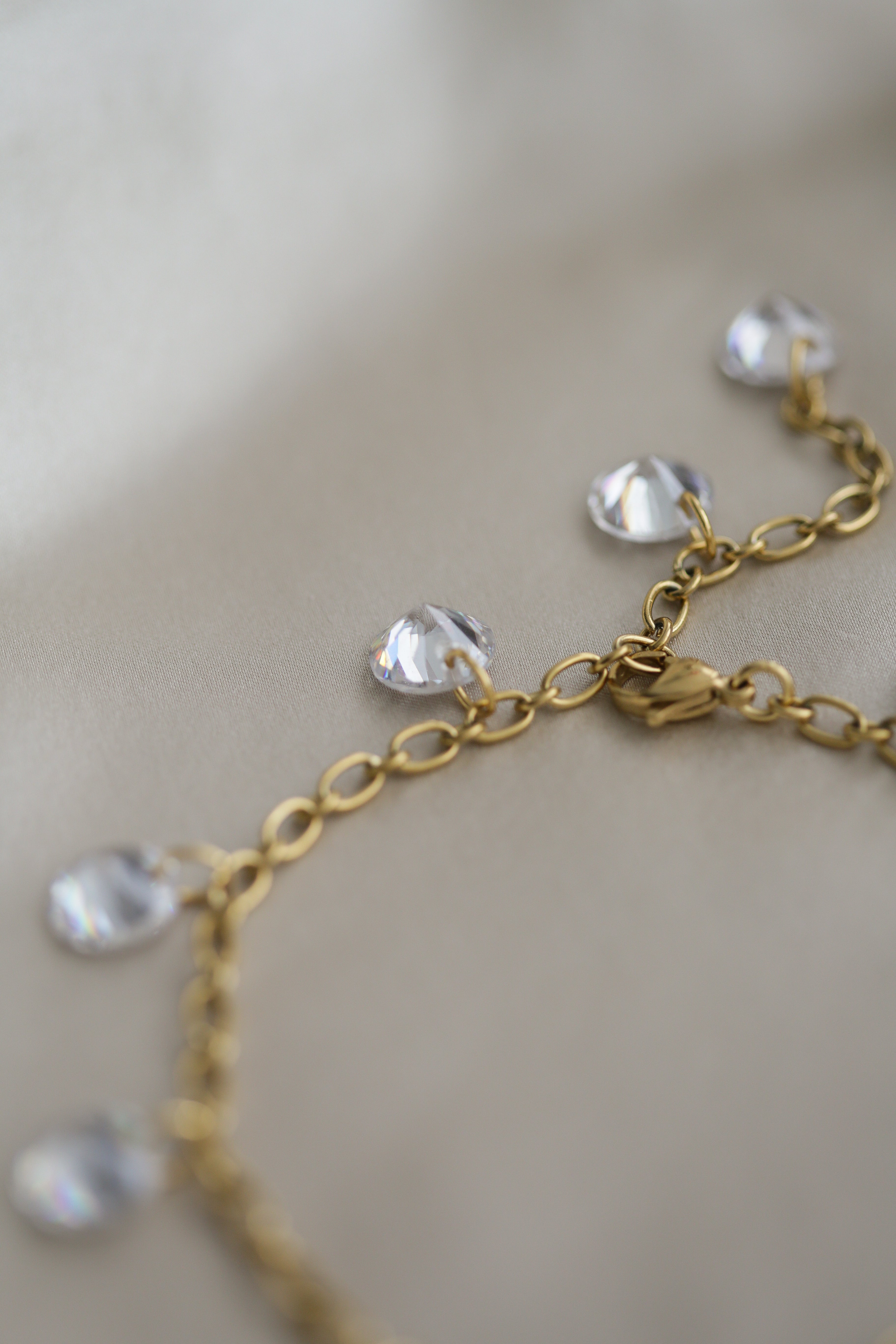 Zyla Anklet - Boutique Minimaliste has waterproof, durable, elegant and vintage inspired jewelry