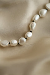 Ora Necklace - Boutique Minimaliste has waterproof, durable, elegant and vintage inspired jewelry