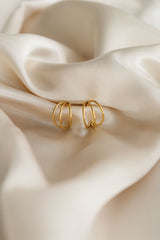 Ada Hoops - Boutique Minimaliste has waterproof, durable, elegant and vintage inspired jewelry