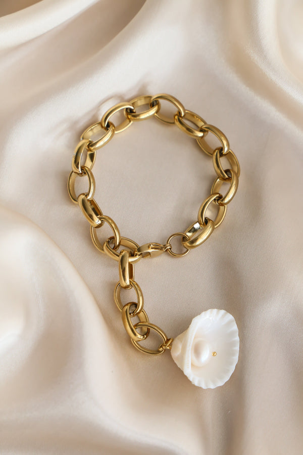 Amalfi Bracelet - Boutique Minimaliste has waterproof, durable, elegant and vintage inspired jewelry