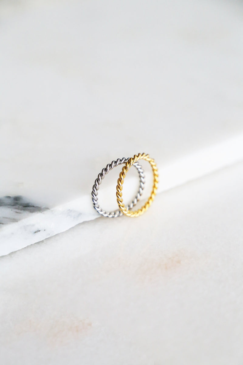 Anaïs Ring - Boutique Minimaliste has waterproof, durable, elegant and vintage inspired jewelry