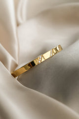 Britney Cuff - Boutique Minimaliste has waterproof, durable, elegant and vintage inspired jewelry