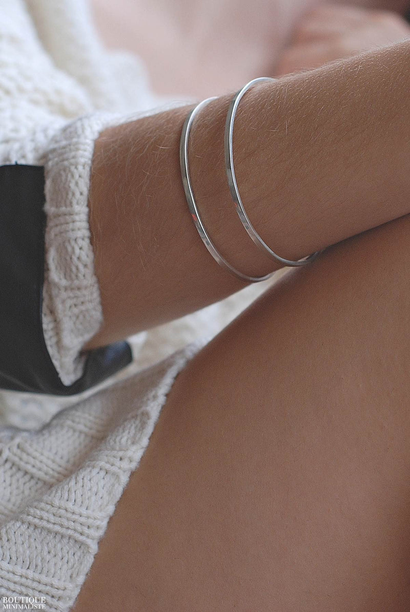 Camille Cuff - Boutique Minimaliste has waterproof, durable, elegant and vintage inspired jewelry