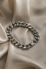 Carter Man Bracelet - Boutique Minimaliste has waterproof, durable, elegant and vintage inspired jewelry