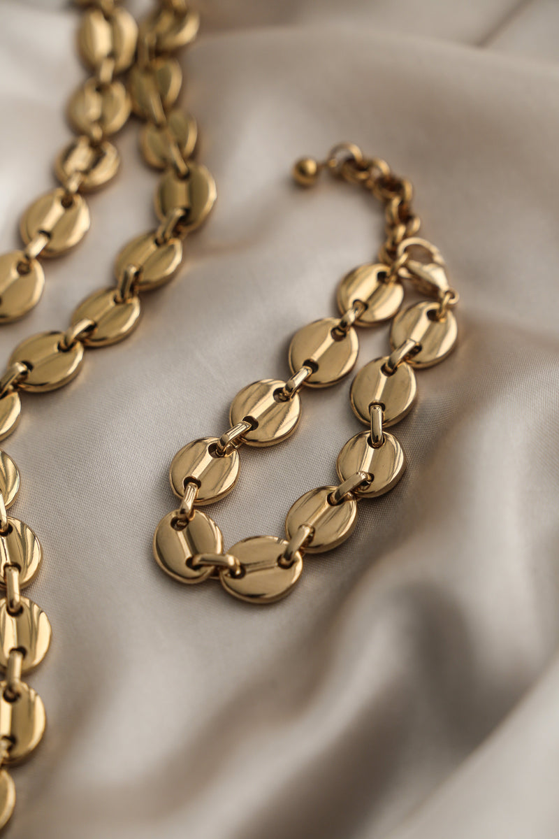 Celeste Bracelet - Boutique Minimaliste has waterproof, durable, elegant and vintage inspired jewelry
