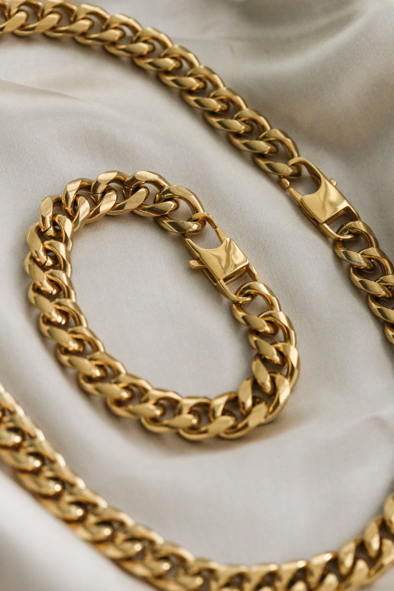 Chelsea Necklace / Bracelet - Boutique Minimaliste has waterproof, durable, elegant and vintage inspired jewelry