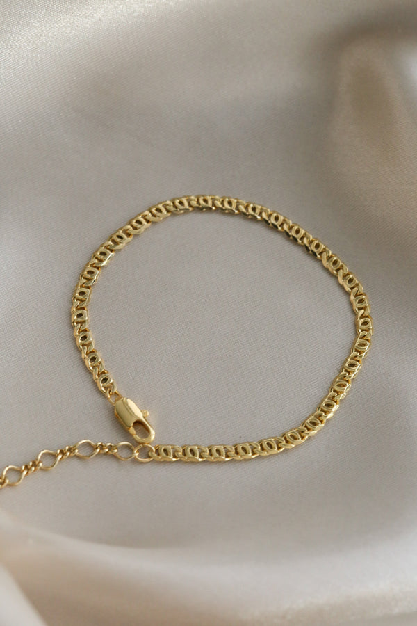 Claudette Vintage Chain bracelet - Boutique Minimaliste has waterproof, durable, elegant and vintage inspired jewelry