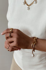 Dahlia Ring - Boutique Minimaliste has waterproof, durable, elegant and vintage inspired jewelry