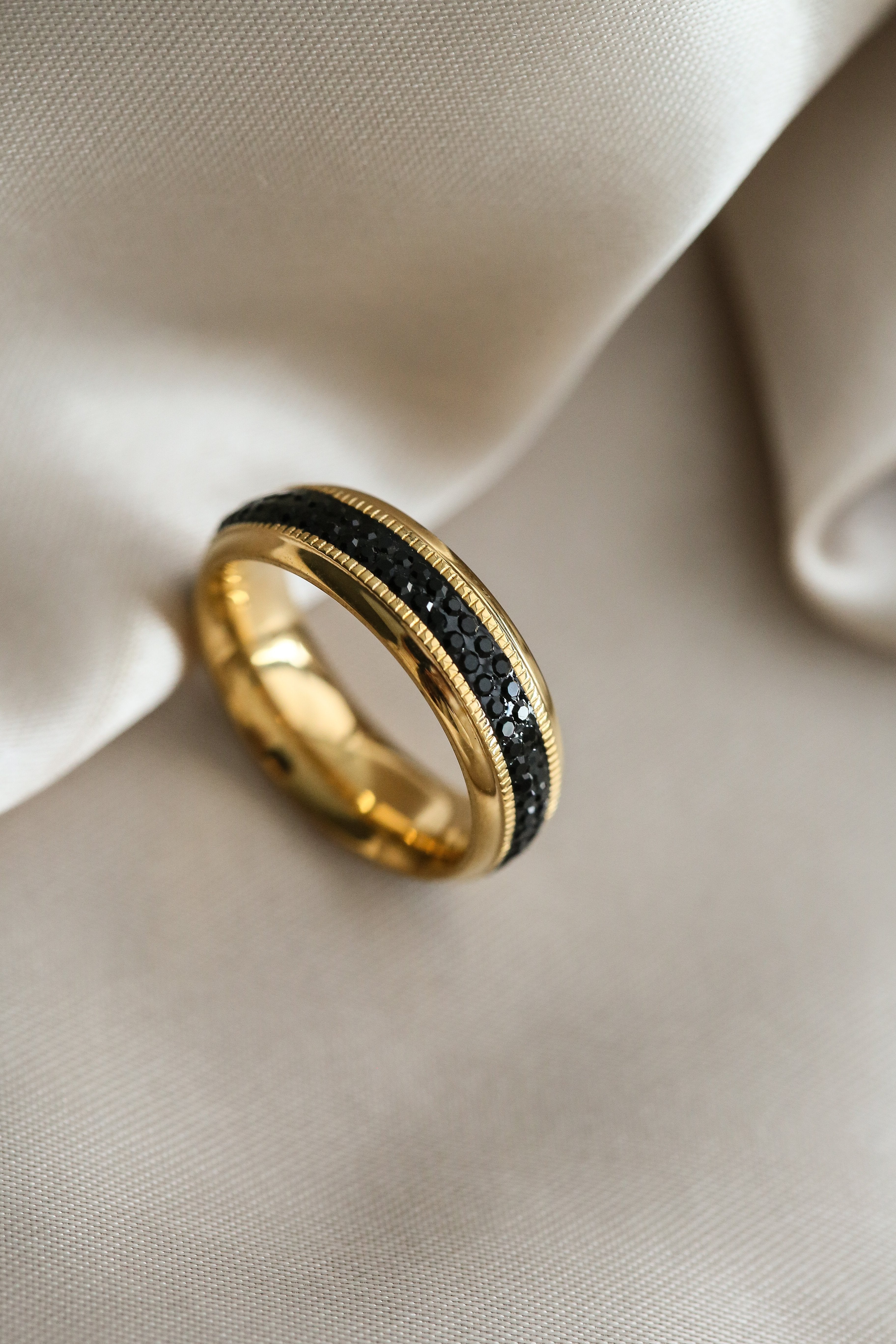 Desirèe Ring - Boutique Minimaliste has waterproof, durable, elegant and vintage inspired jewelry