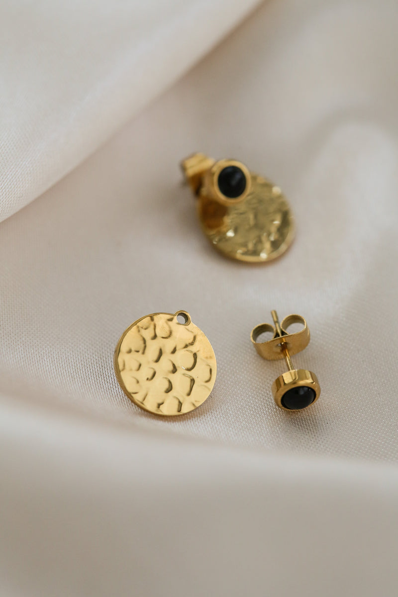 Edda Studs - Boutique Minimaliste has waterproof, durable, elegant and vintage inspired jewelry