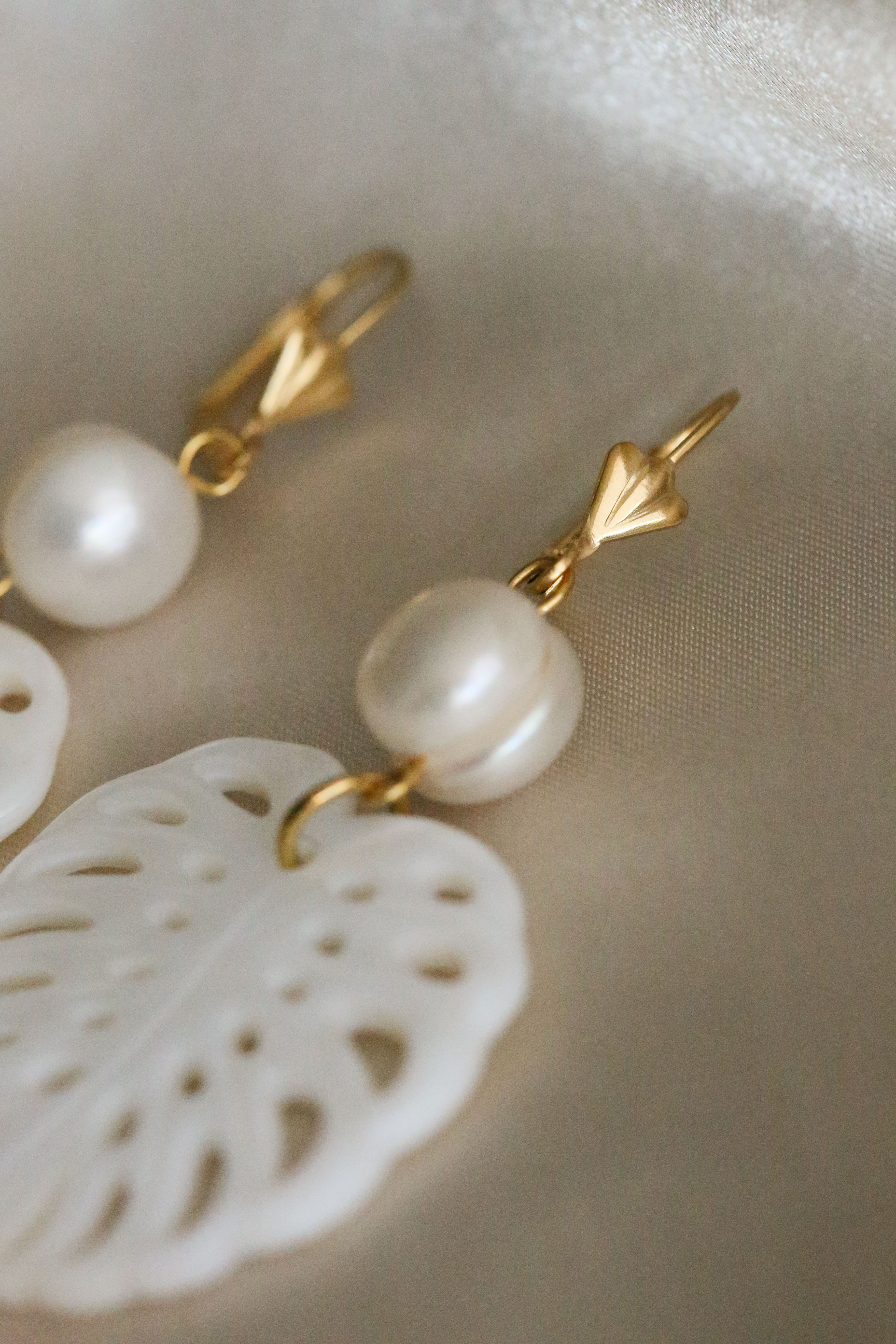 Eden Earrings - Boutique Minimaliste has waterproof, durable, elegant and vintage inspired jewelry
