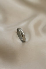 Ellie Ring - Boutique Minimaliste has waterproof, durable, elegant and vintage inspired jewelry