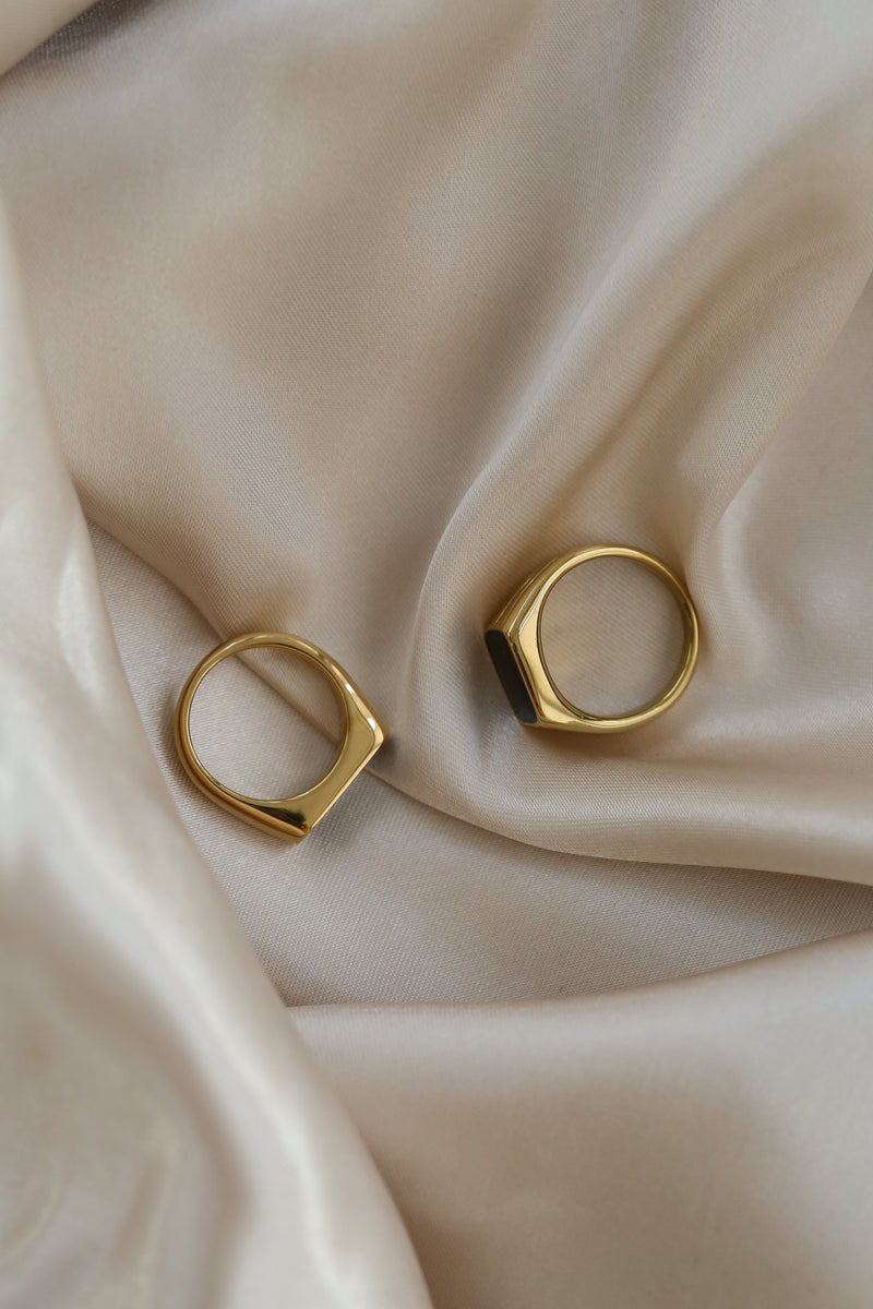 Esther Ring - Boutique Minimaliste has waterproof, durable, elegant and vintage inspired jewelry