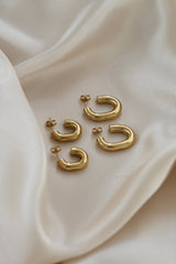 Evelyn Hoop Earrings - Boutique Minimaliste has waterproof, durable, elegant and vintage inspired jewelry