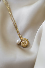 Felicity Necklace - Boutique Minimaliste has waterproof, durable, elegant and vintage inspired jewelry