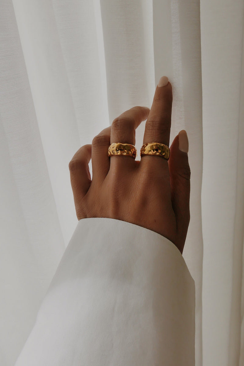 Fiona Ring - Boutique Minimaliste has waterproof, durable, elegant and vintage inspired jewelry