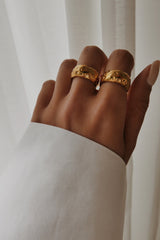 Fiona Ring - Boutique Minimaliste has waterproof, durable, elegant and vintage inspired jewelry