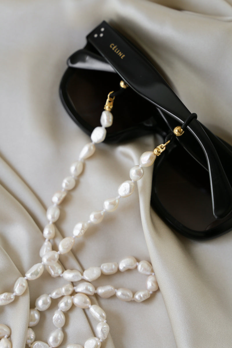Fortuna Sunglasses Chain - Boutique Minimaliste has waterproof, durable, elegant and vintage inspired jewelry