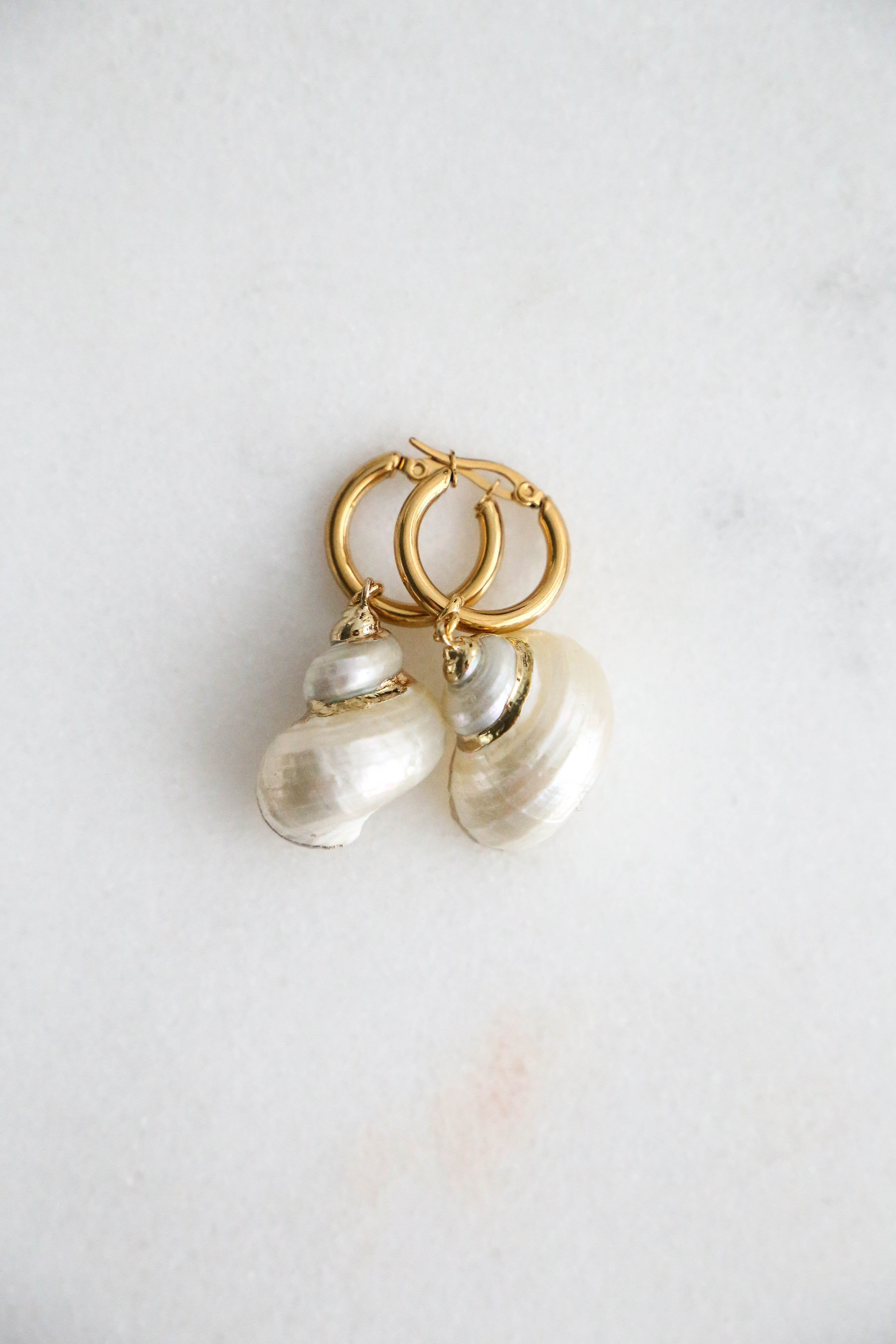 Frédérique Hoop Earrings - Boutique Minimaliste has waterproof, durable, elegant and vintage inspired jewelry