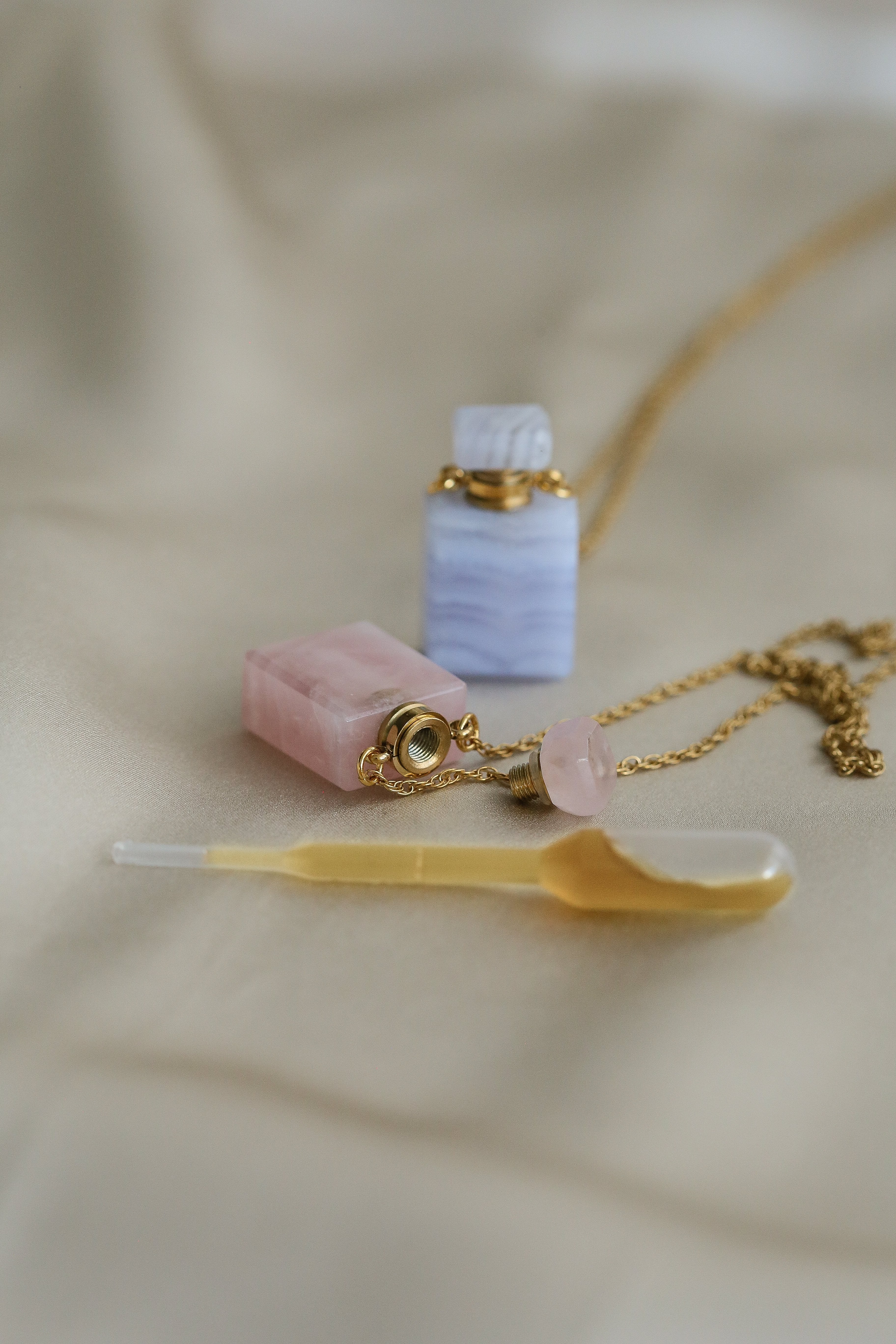 Gilda Necklace - Boutique Minimaliste has waterproof, durable, elegant and vintage inspired jewelry