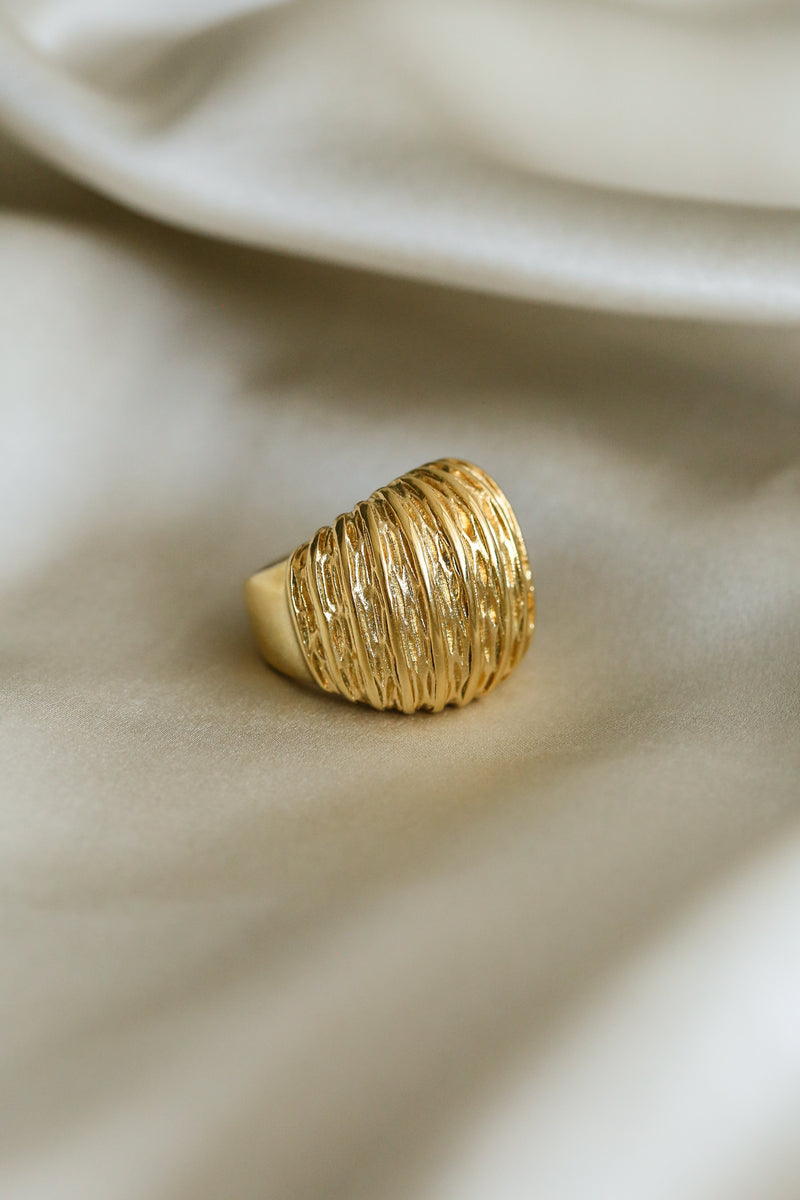 Ginevra Ring - Boutique Minimaliste has waterproof, durable, elegant and vintage inspired jewelry