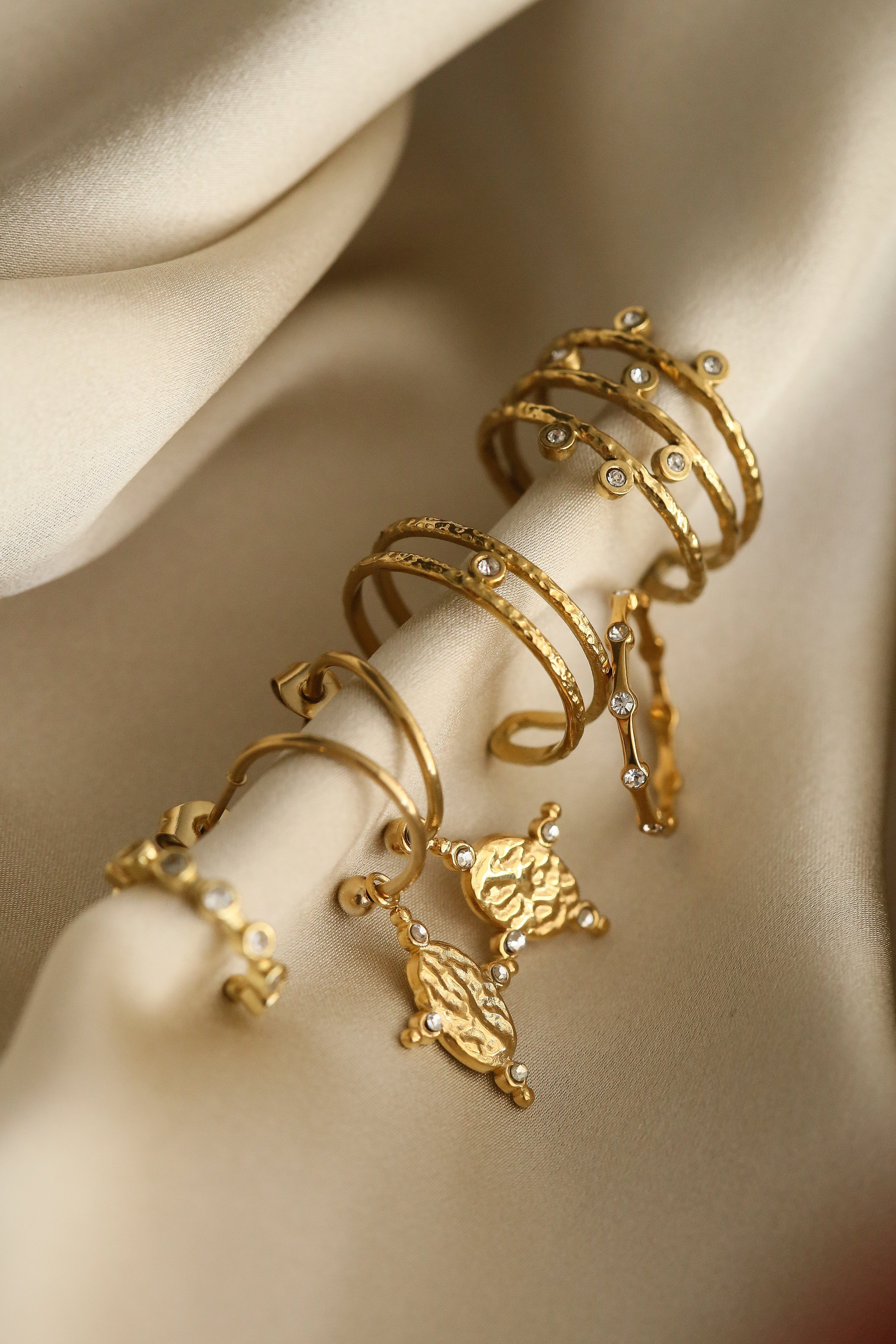 Hazel Earrings - Boutique Minimaliste has waterproof, durable, elegant and vintage inspired jewelry