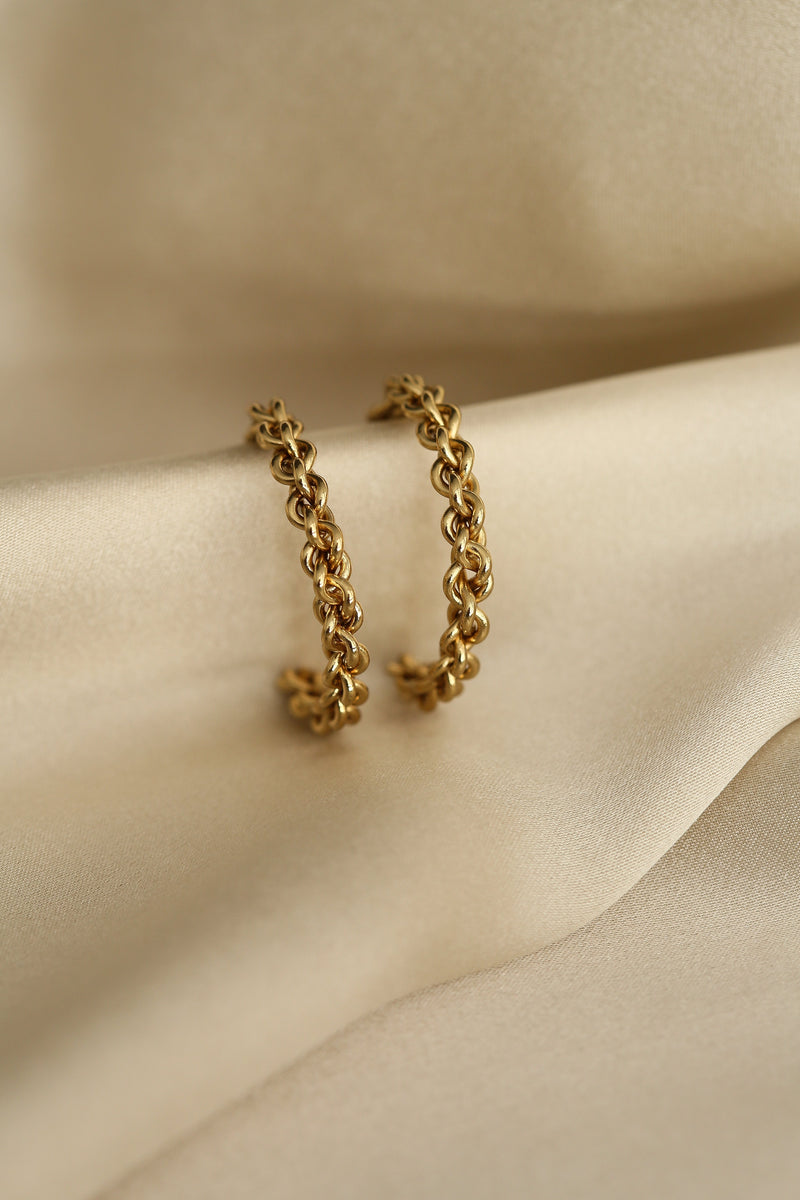 Heidy Hoop Earrings - Boutique Minimaliste has waterproof, durable, elegant and vintage inspired jewelry