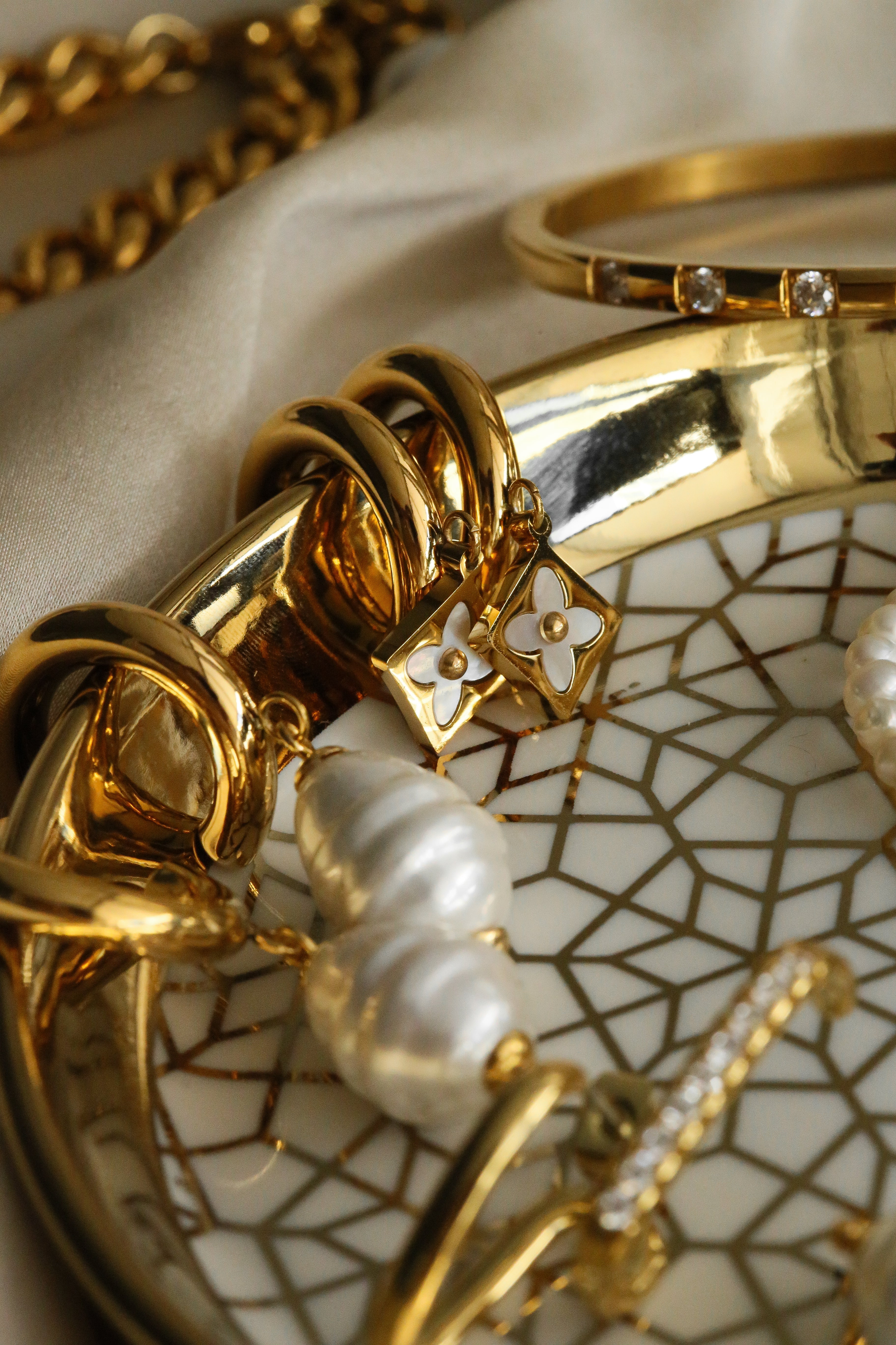 Iman Trinket Dish - Boutique Minimaliste has waterproof, durable, elegant and vintage inspired jewelry