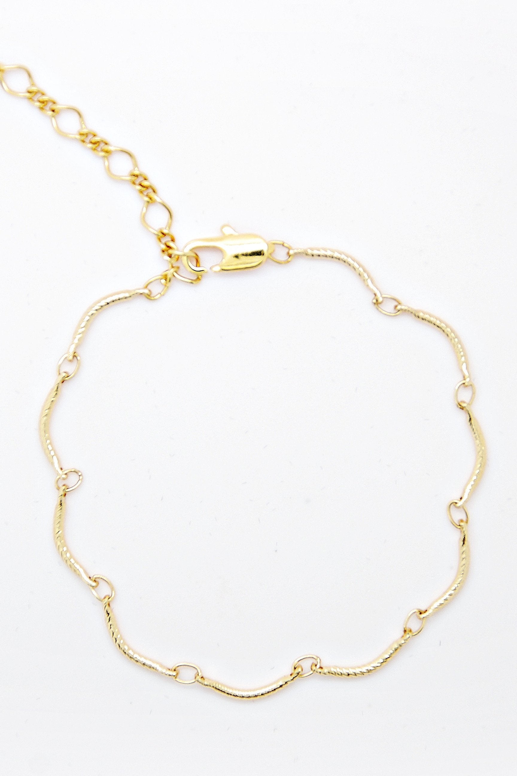 Isabella - Vintage Chain bracelet - Boutique Minimaliste has waterproof, durable, elegant and vintage inspired jewelry