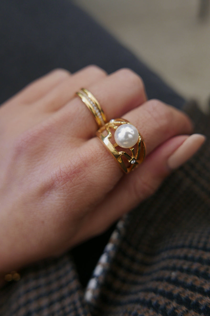 Ismene Ring - Boutique Minimaliste has waterproof, durable, elegant and vintage inspired jewelry